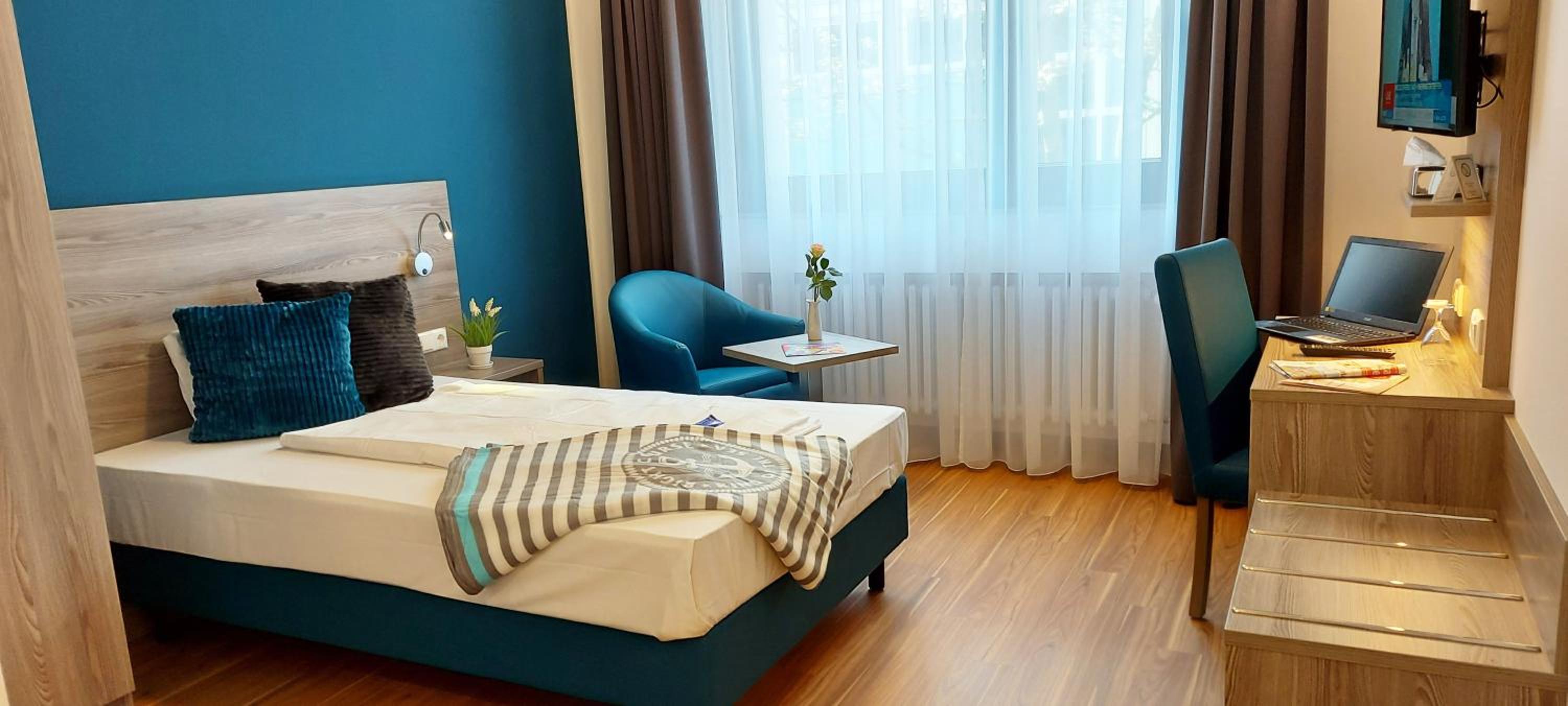 Economy Single Room