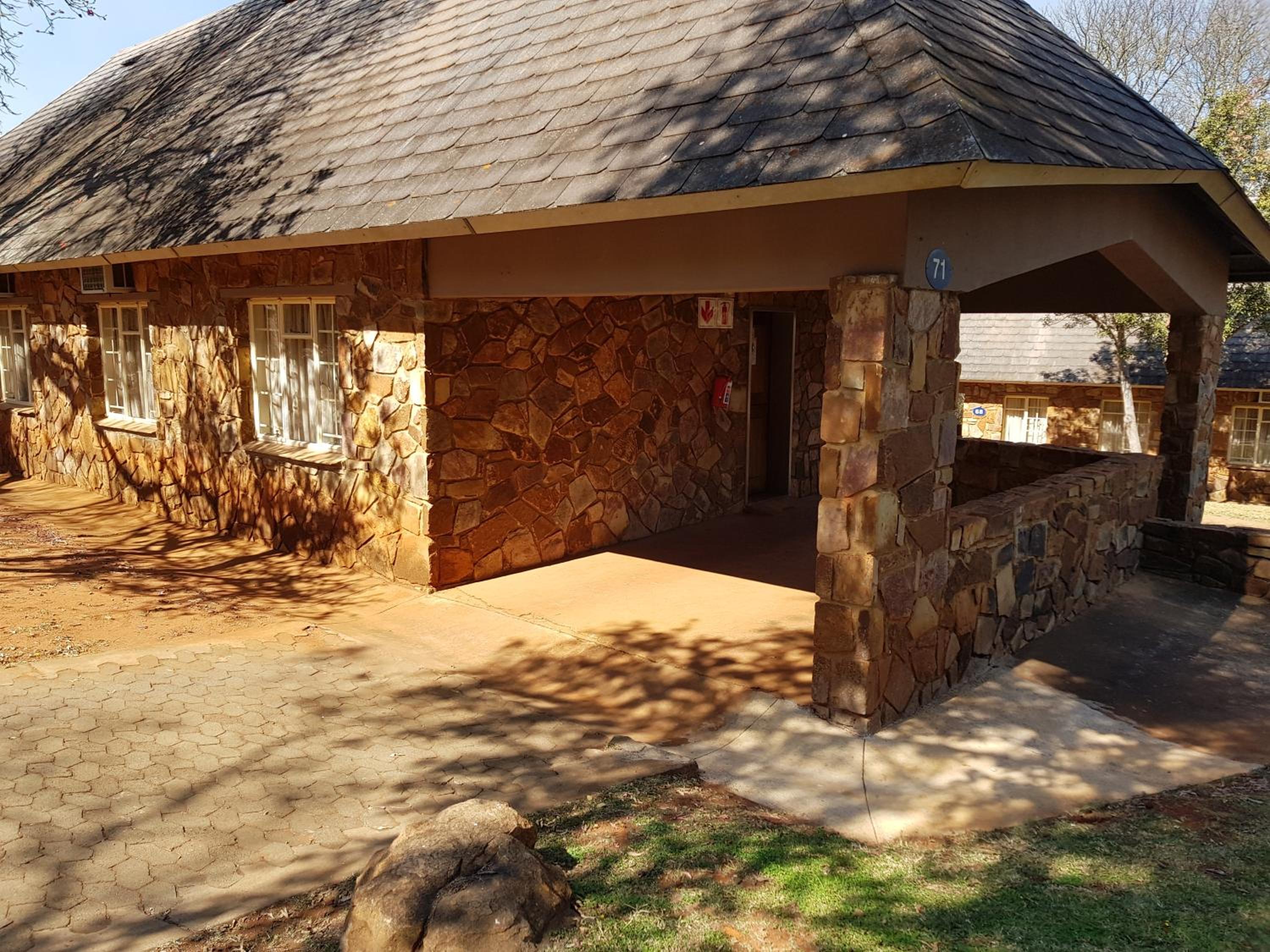 Deluxe Two-Bedroom Chalet 