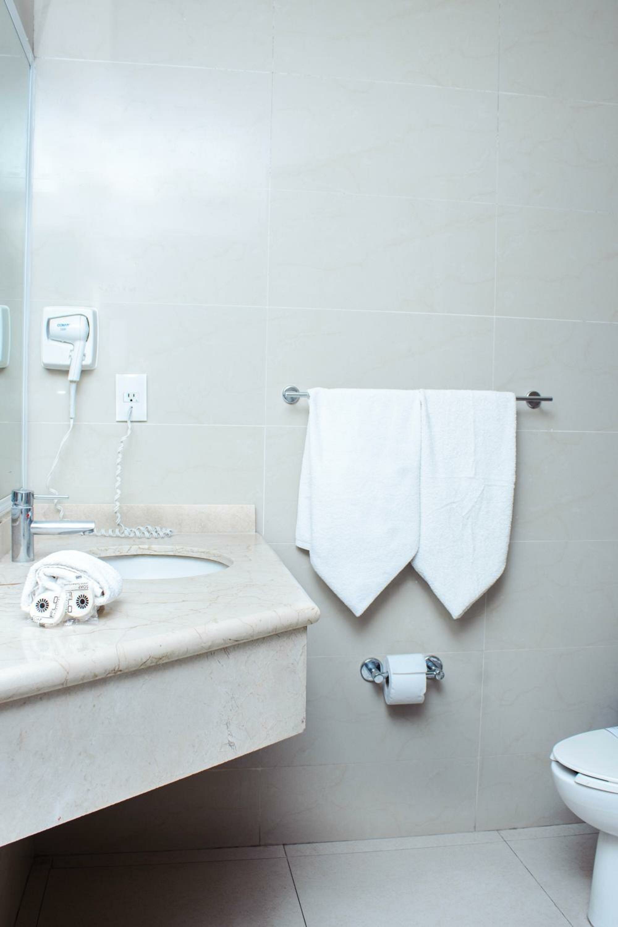 Standard Quadruple Suite