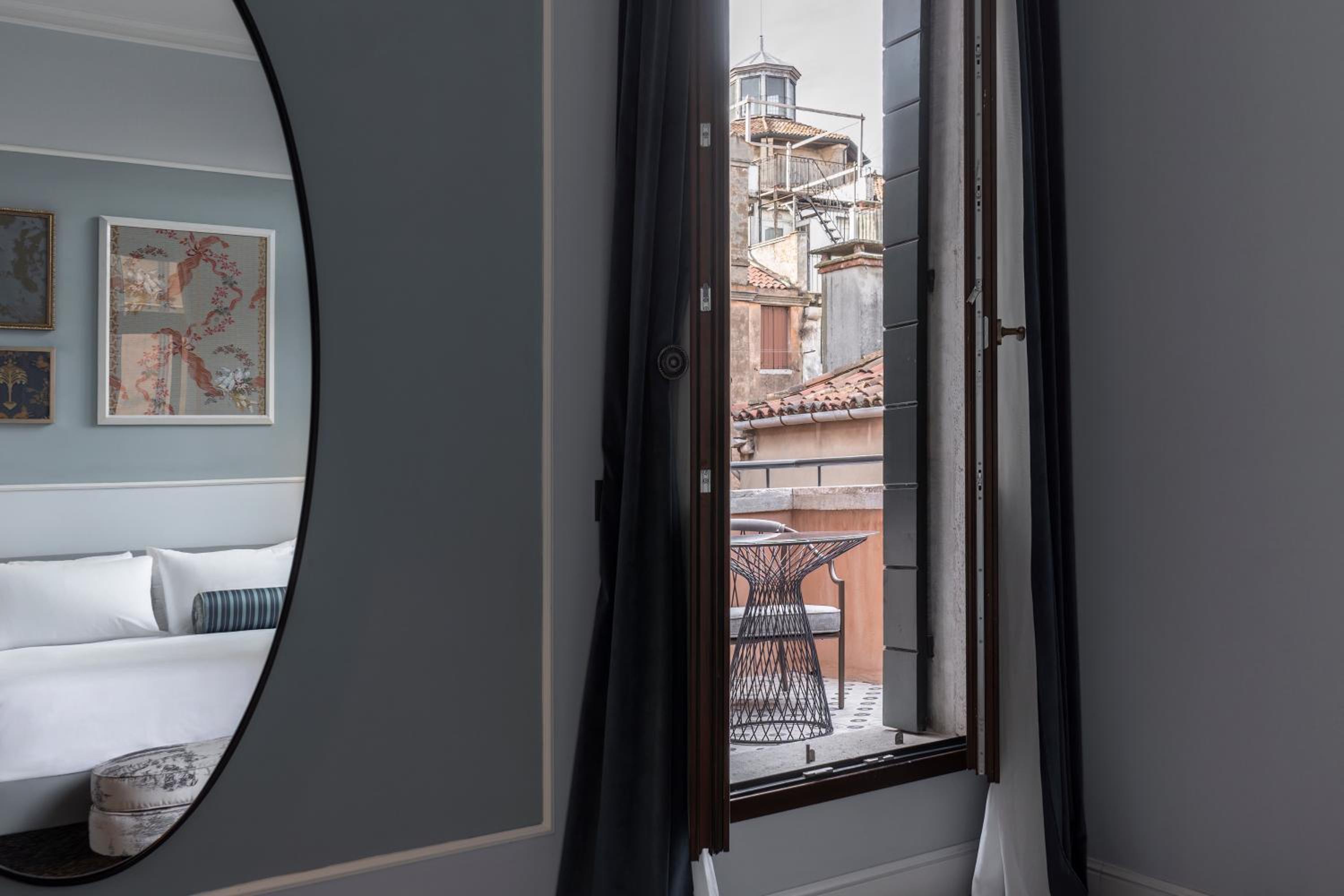 Three-Bedroom Apartment with terrace