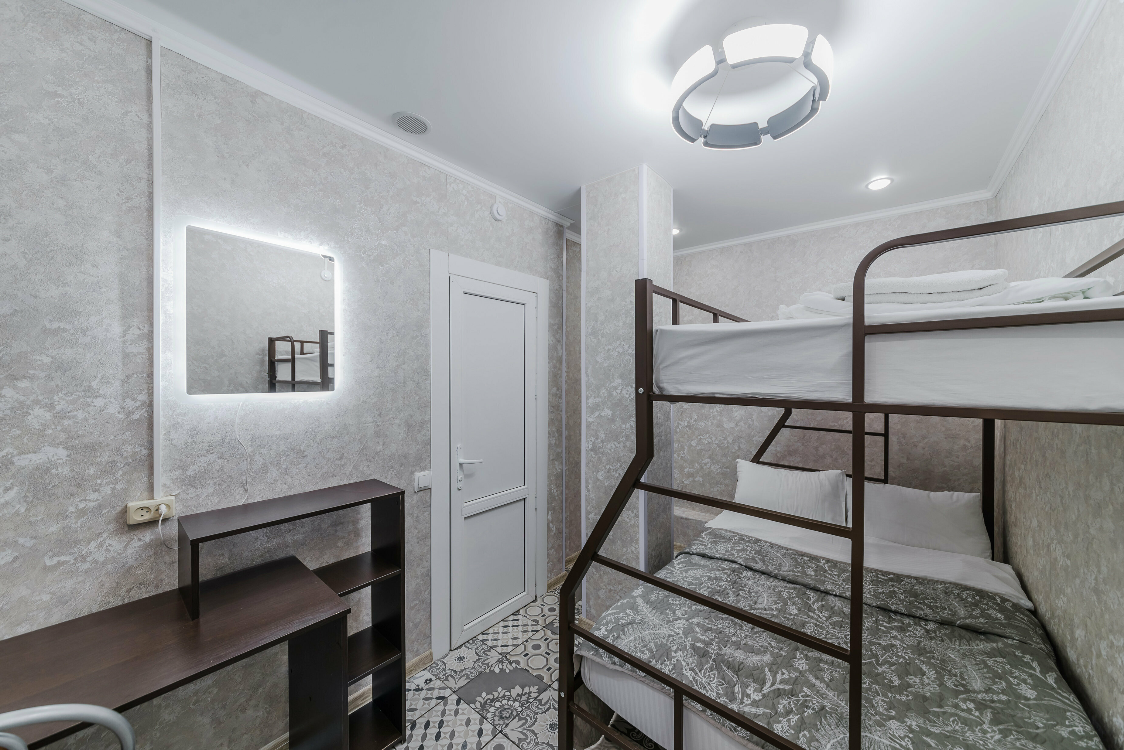 Бюджетный трехместный номер