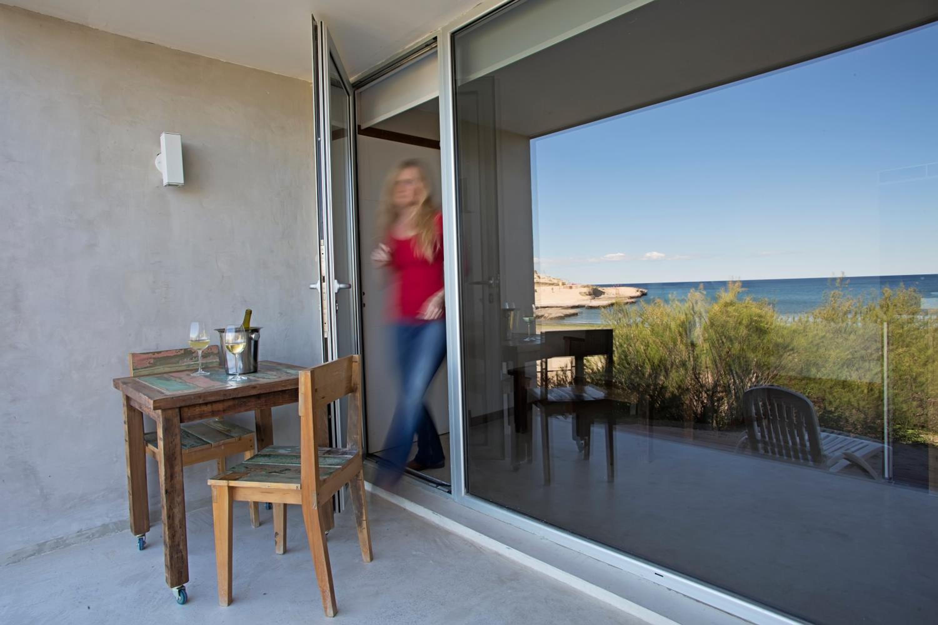 Studio Apartment with Sea View