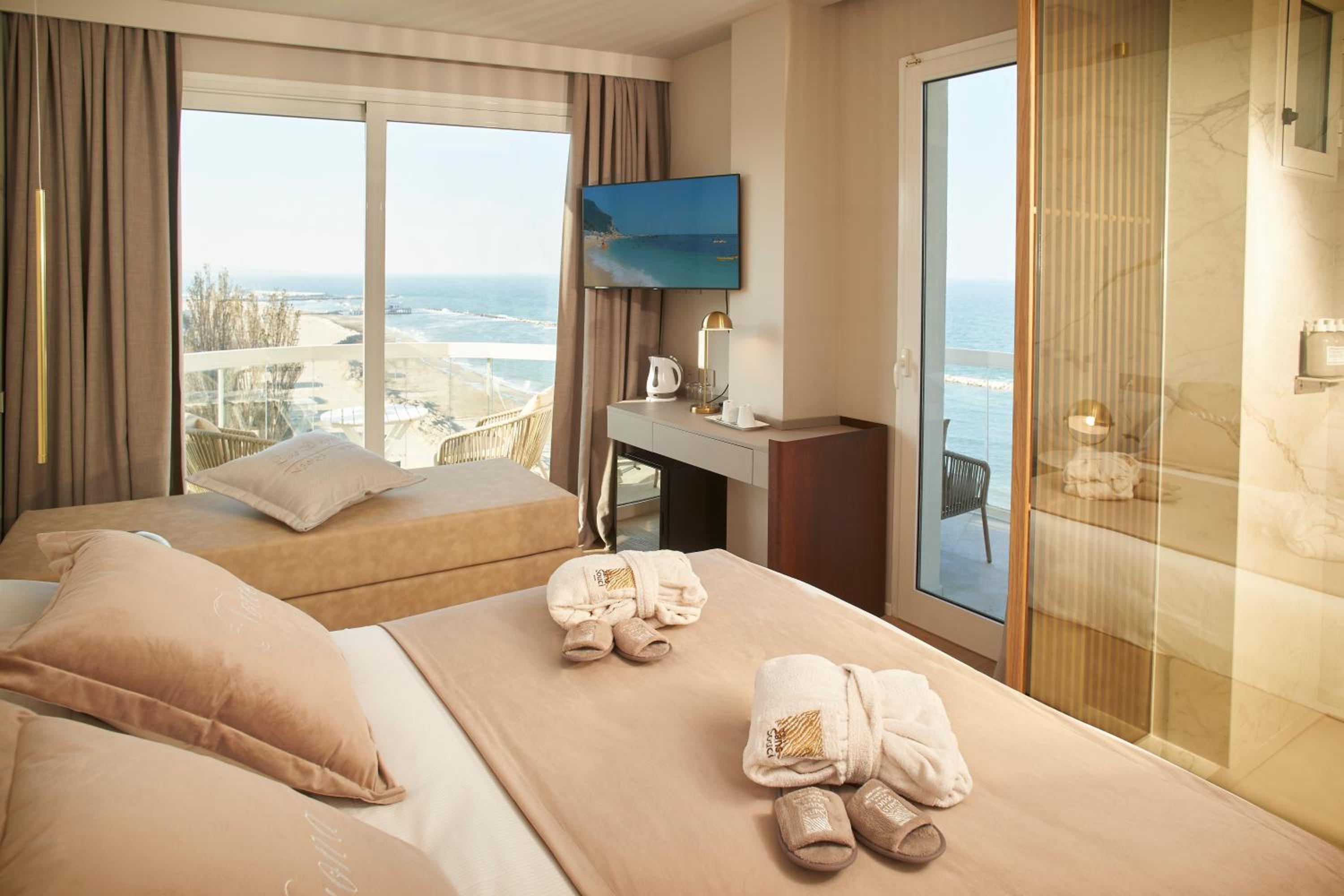 Junior Suite with Sea View