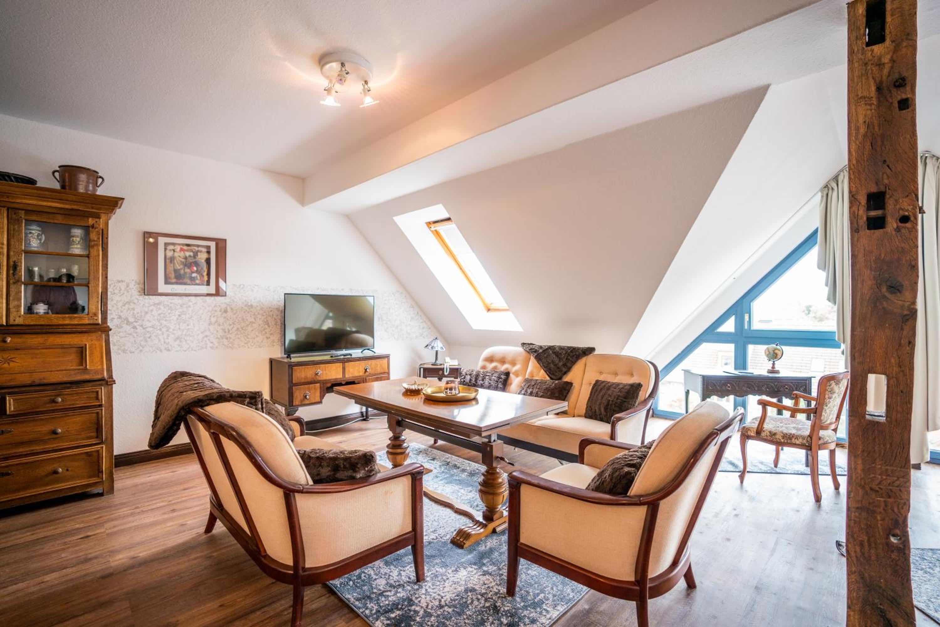 Apartment with Balcony