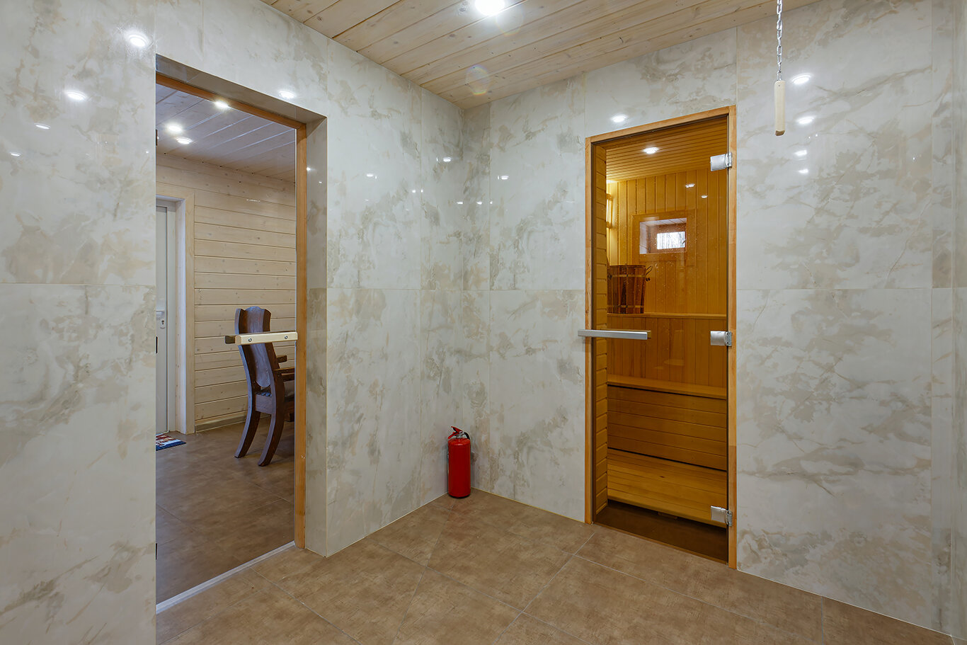 Дом с видом на лес