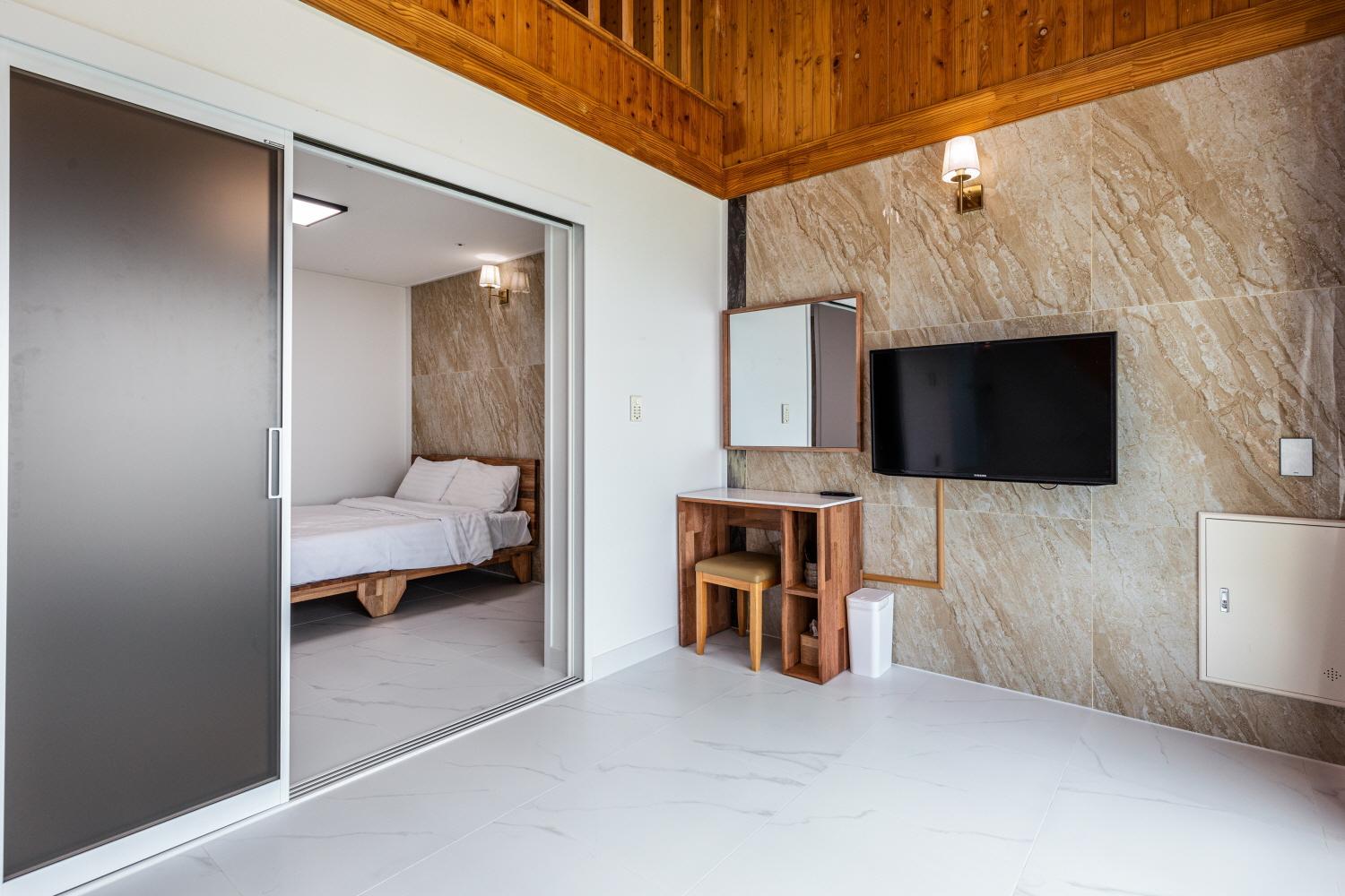 Family Room with Sea View