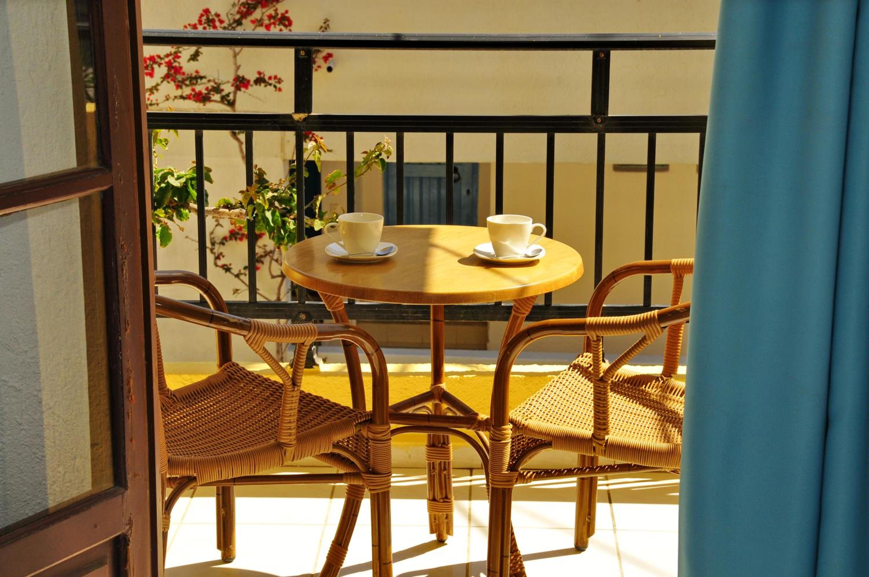 Superior One-Bedroom Apartment