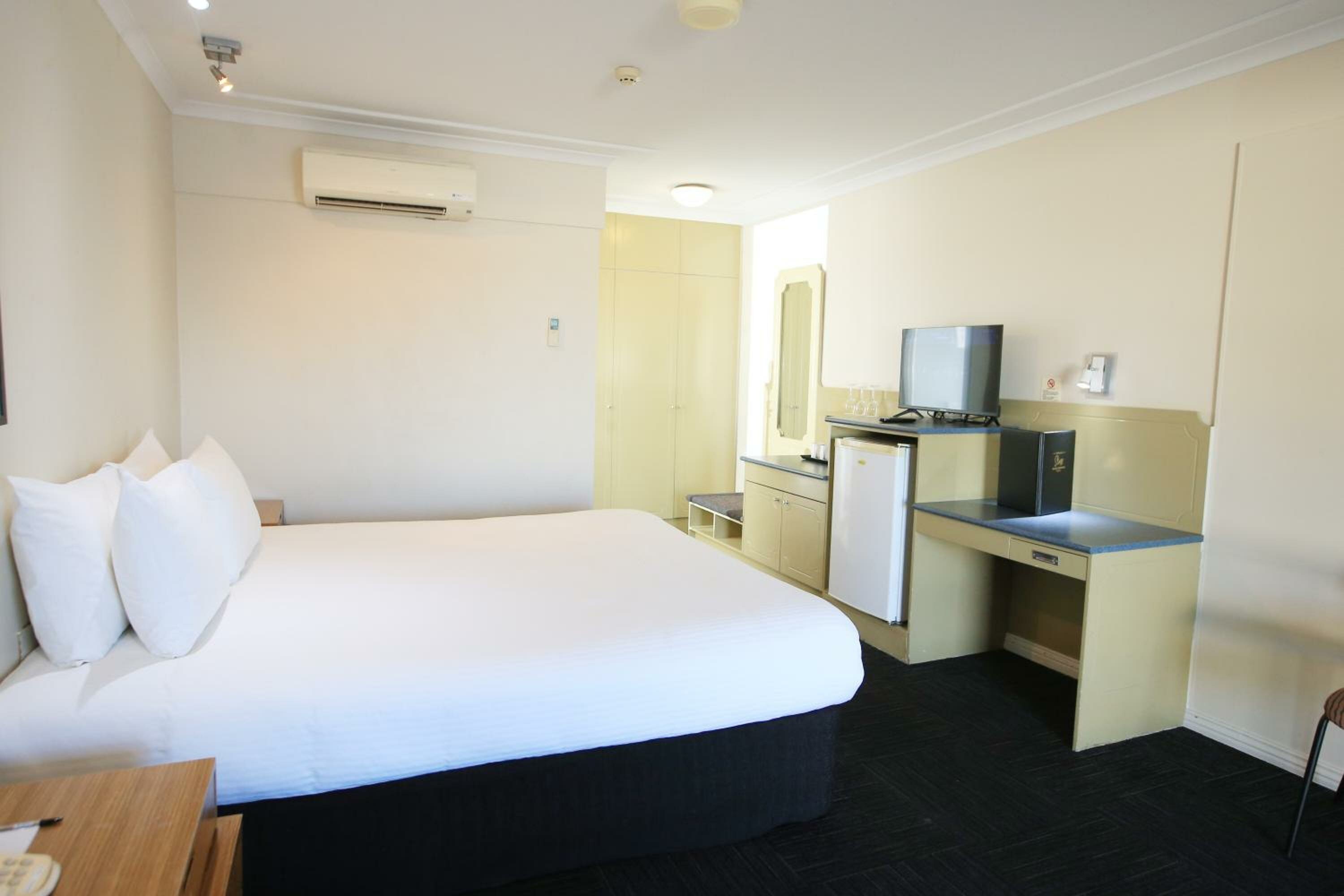 Standard King Room
