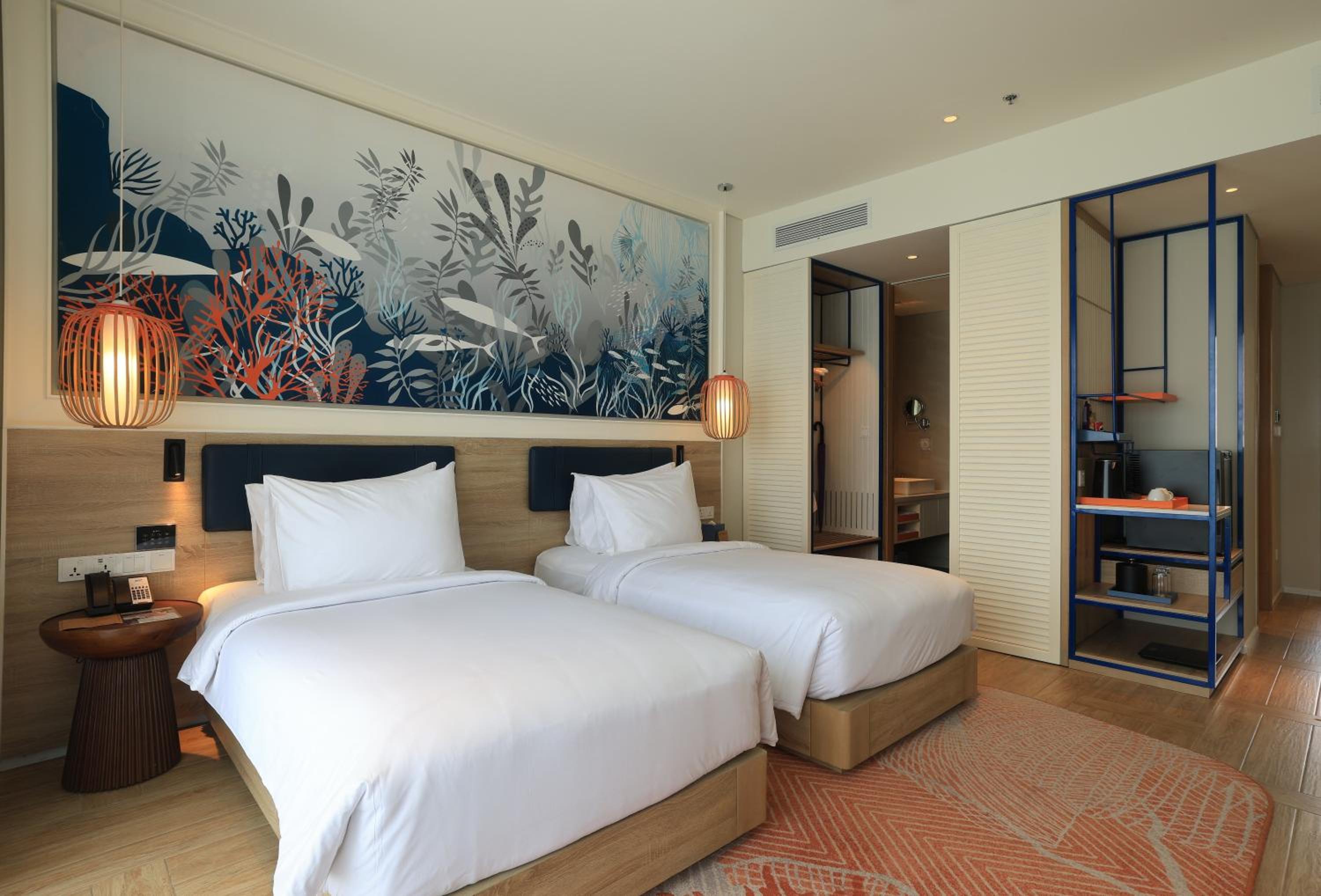 Deluxe Garden View Twin Room with Balcony