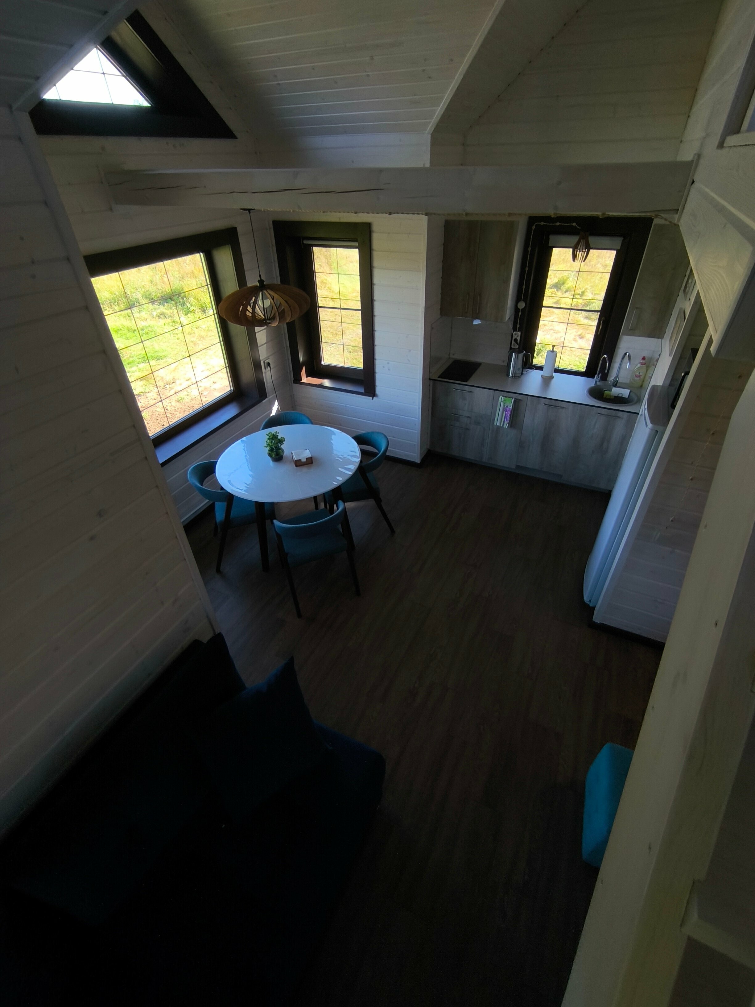 Дом с видом на озеро