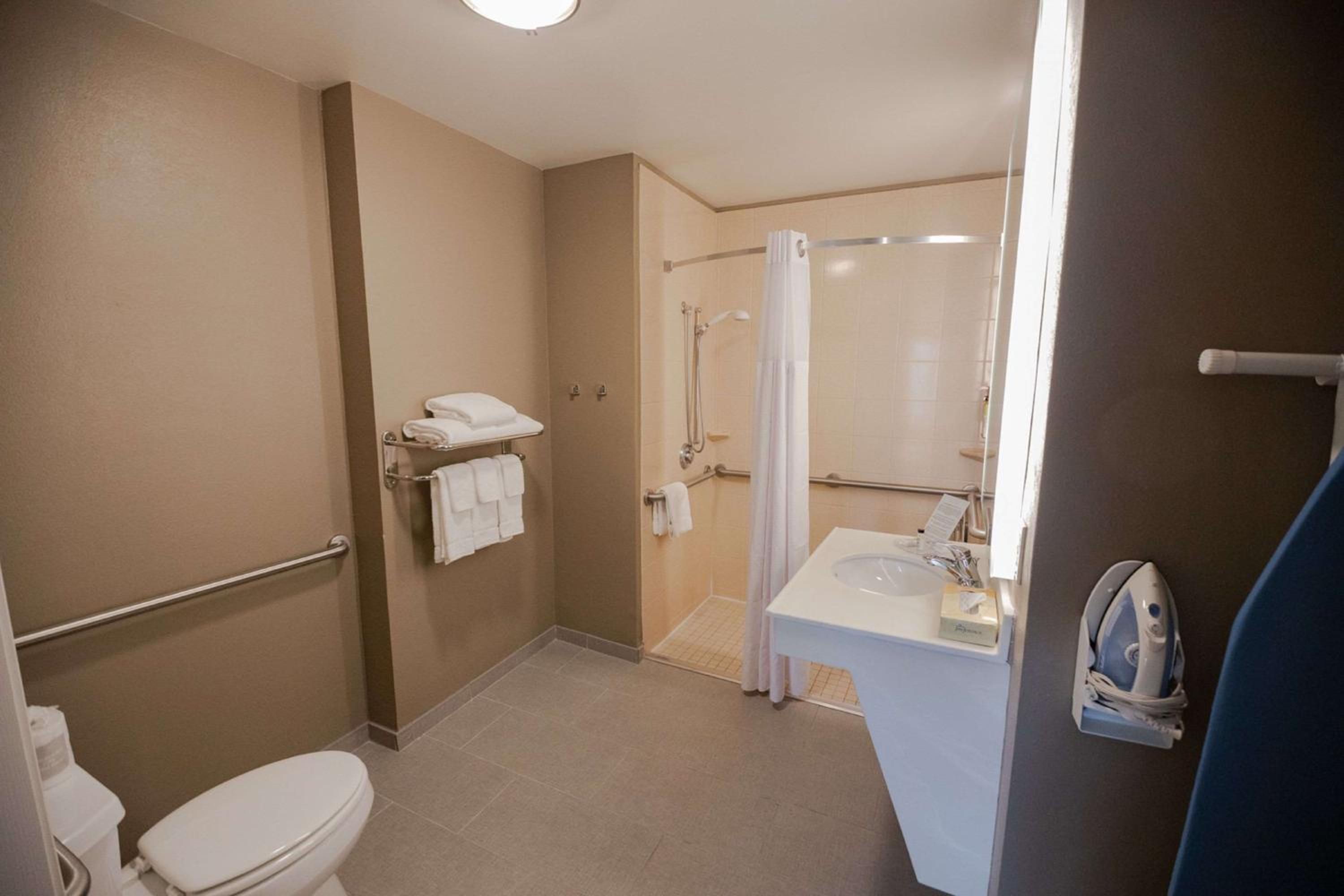 Studio King Suite
