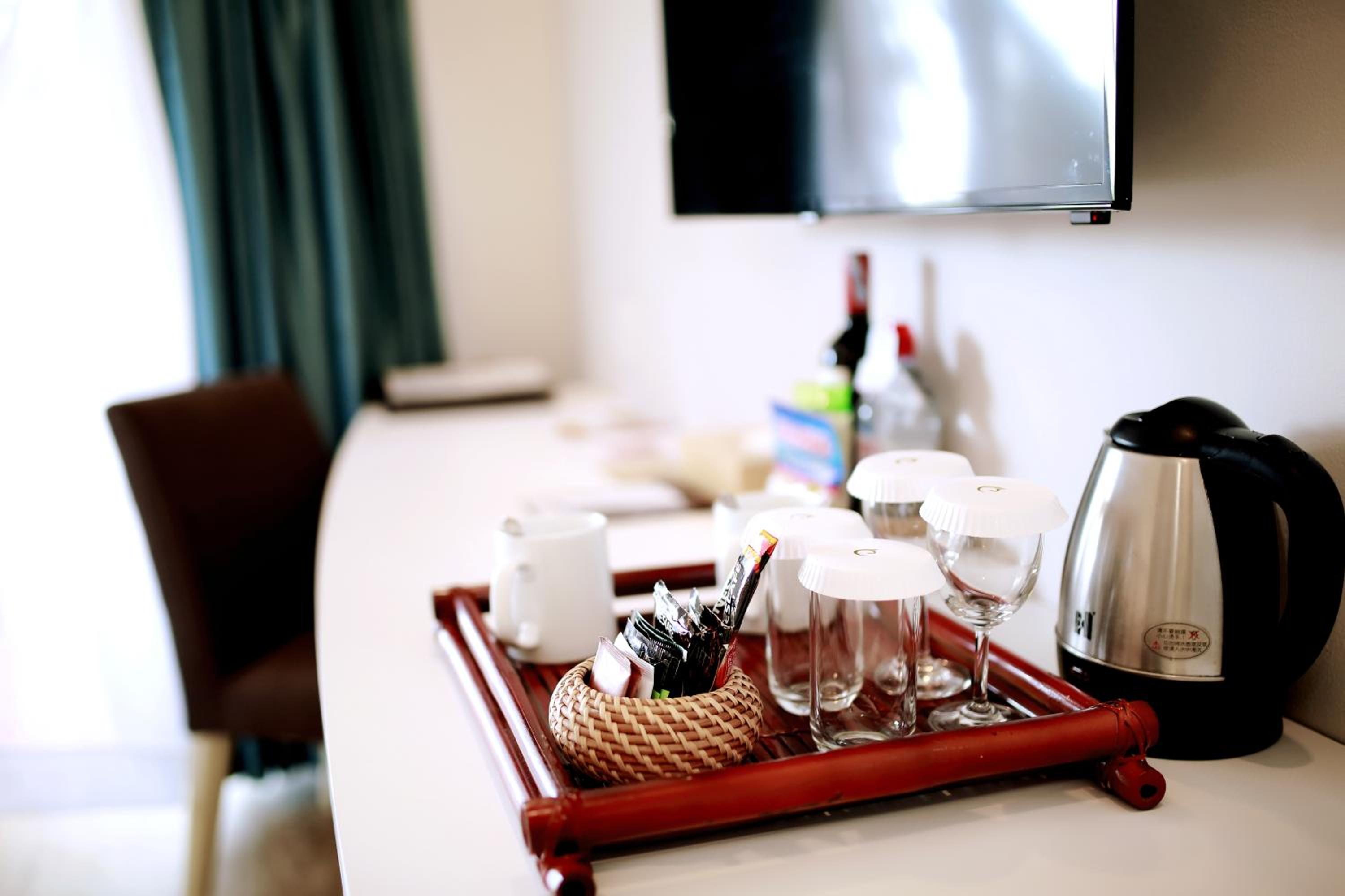 Deluxe Garden Double Room with Bathtub