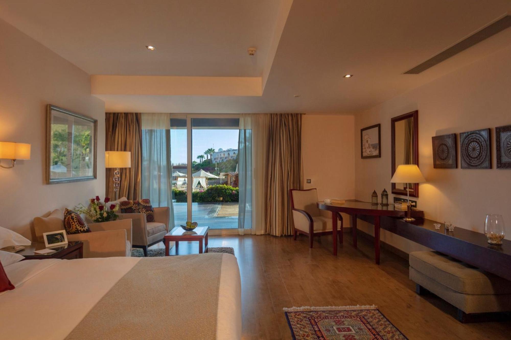 Royal Savoy Two-Bedrooms Suite (Adults Only)