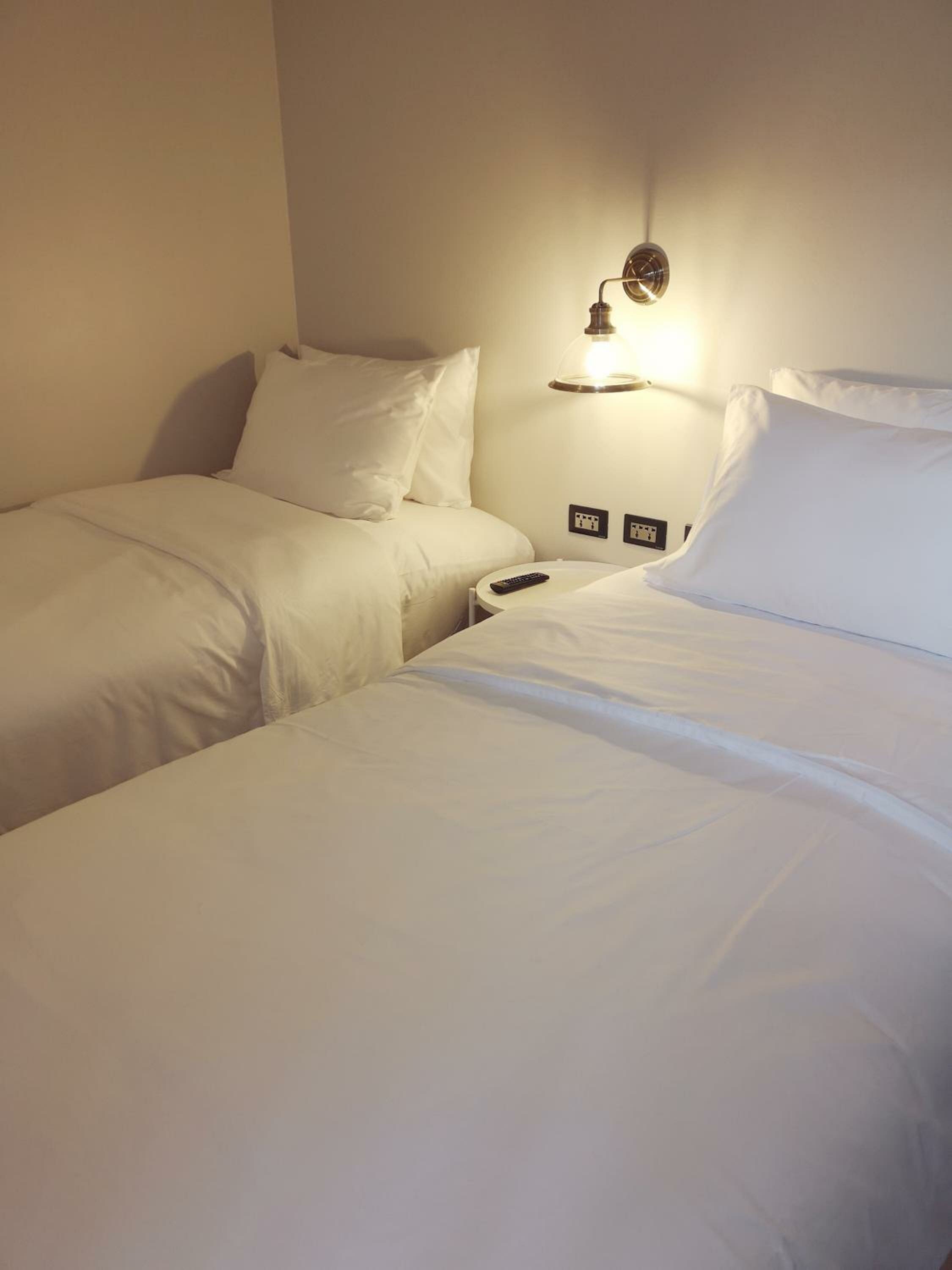 Economy Twin Room