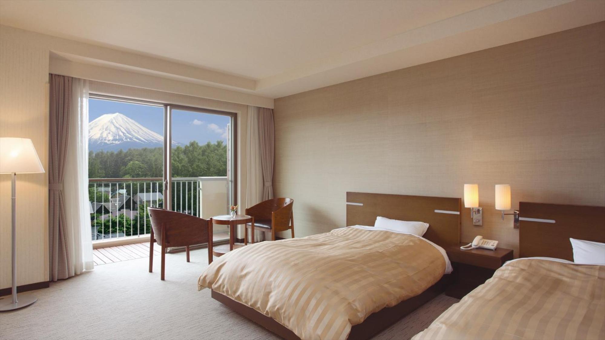 Twin Room with Shared Bathroom - Non-Smoking