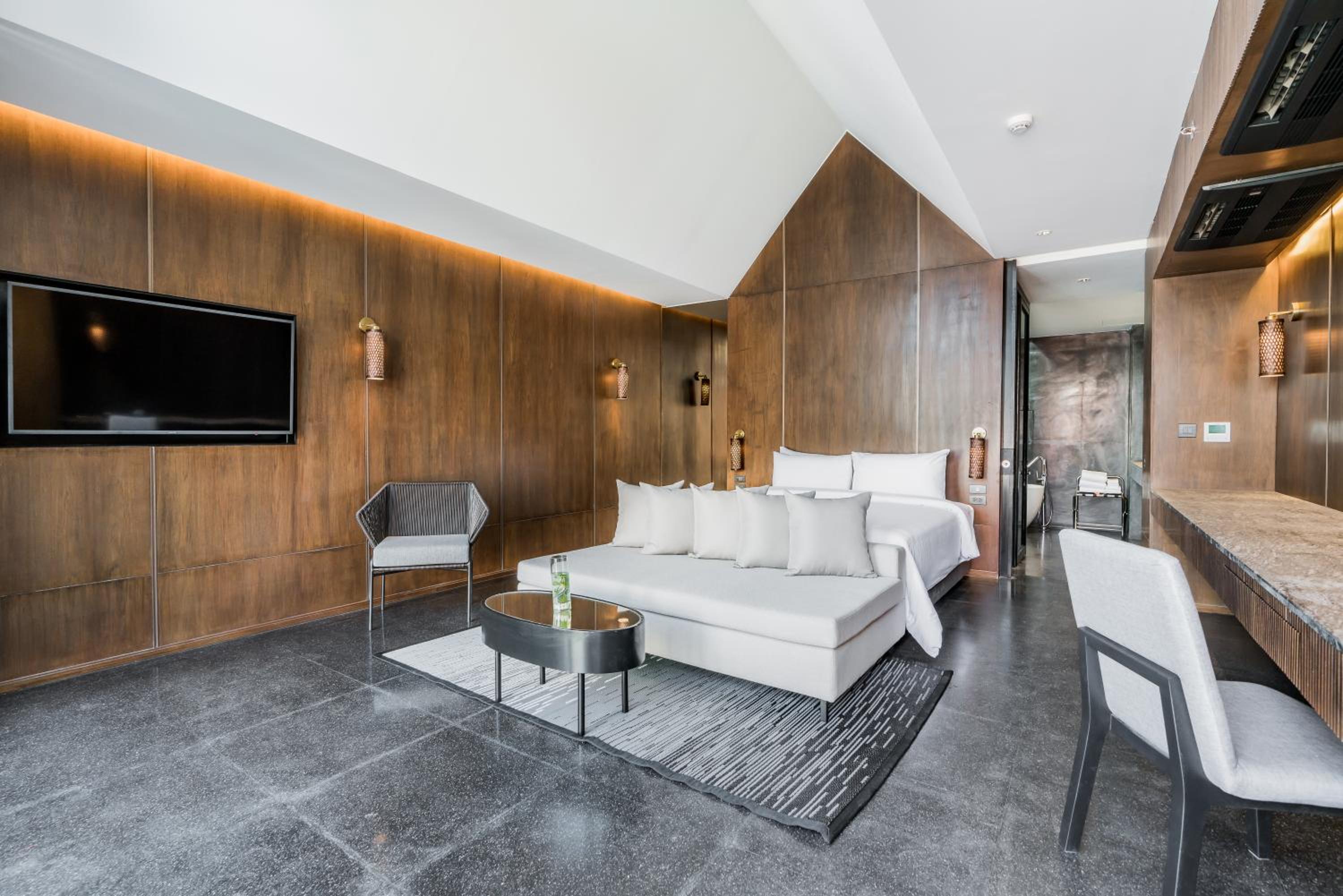 Skydeck Pool Villa room