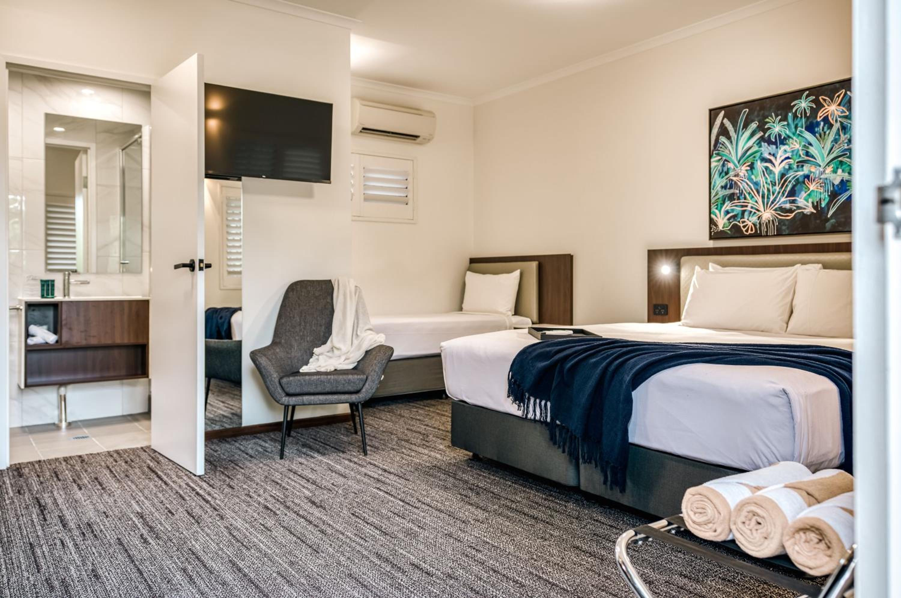 Superior Hotel Room - Ground Floor