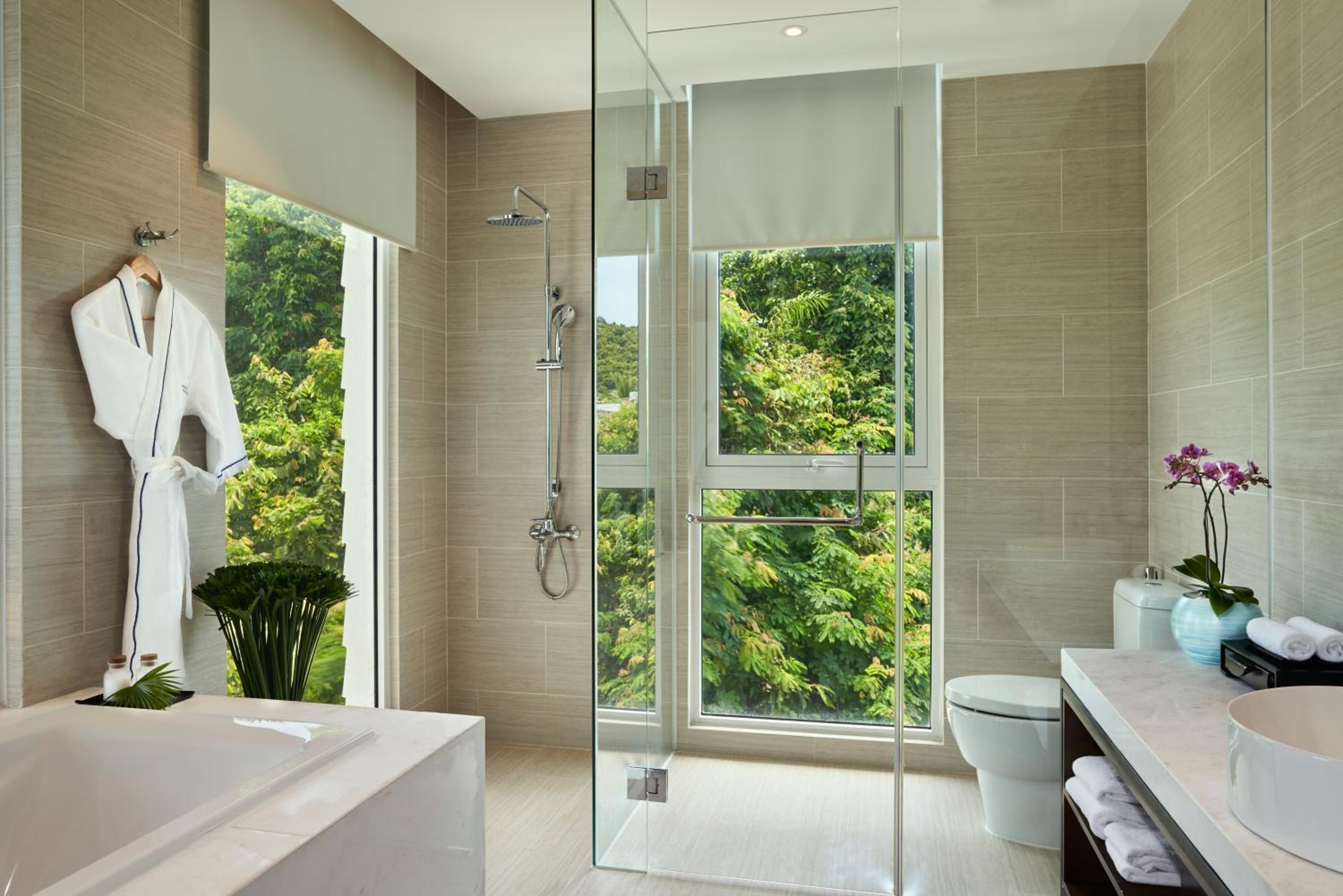 Three-Bedroom Ocean Villa with Private Pool