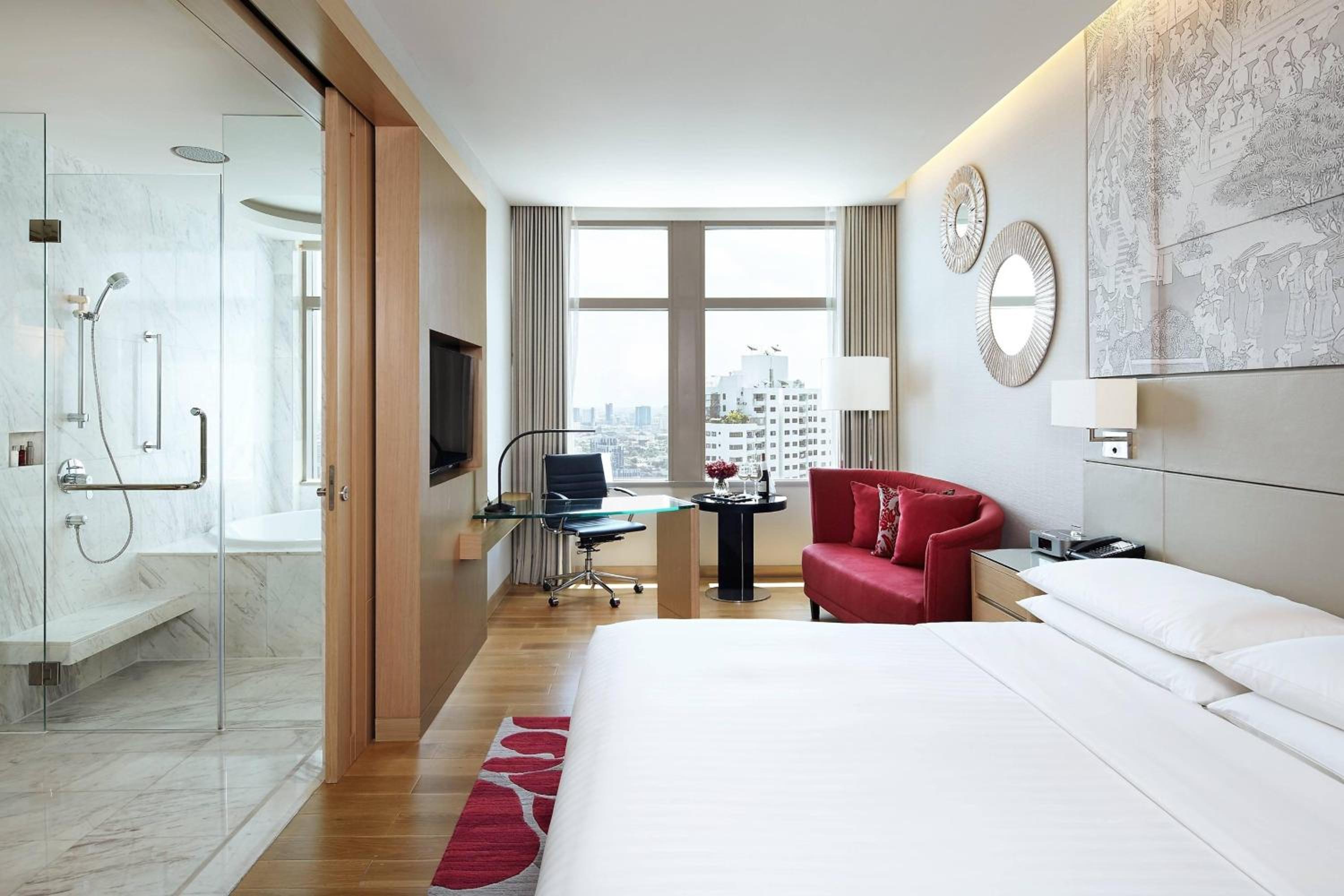 King Room - High Floor/Executive Lounge Access