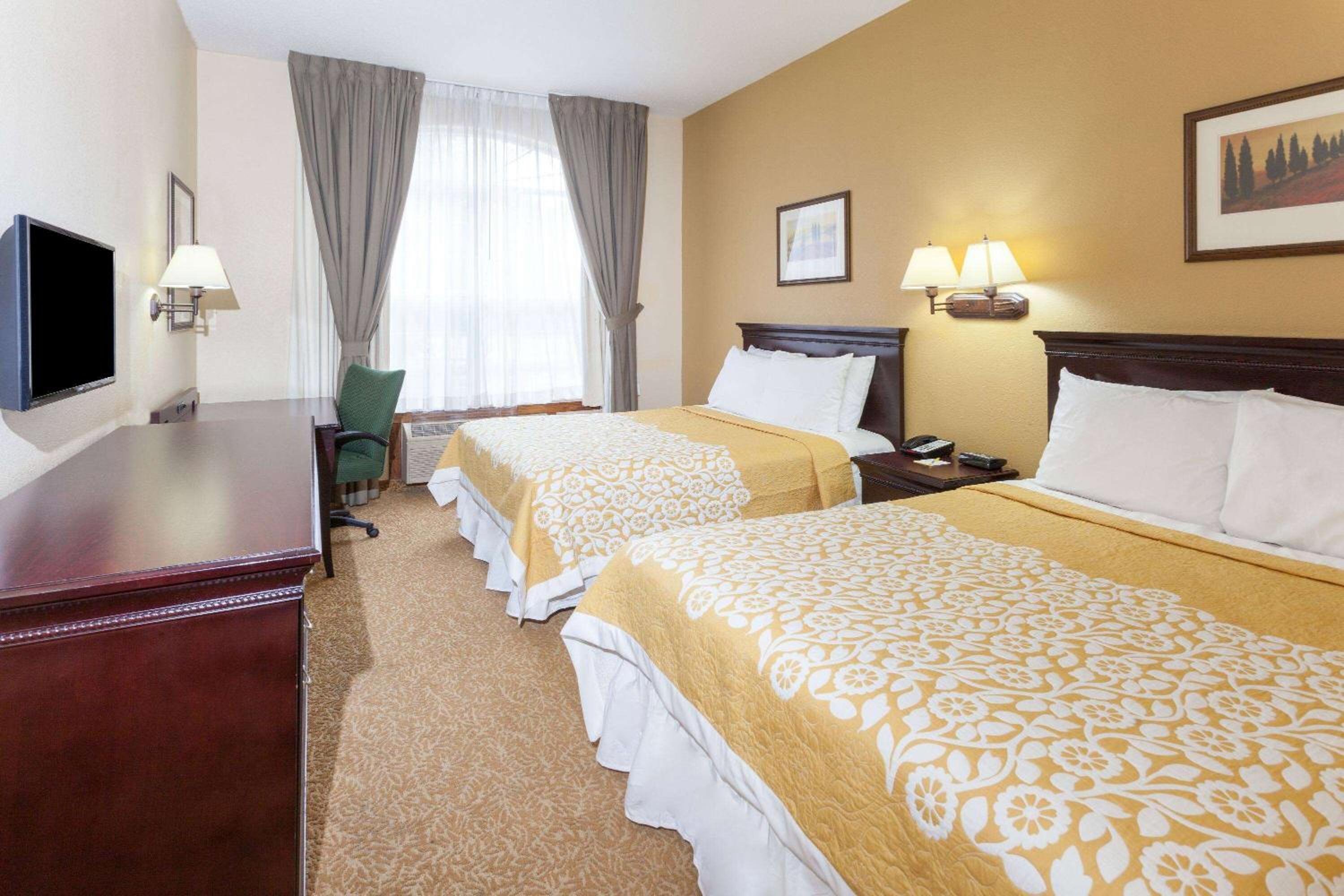 Queen Room with Two Queen Beds - Non-Smoking