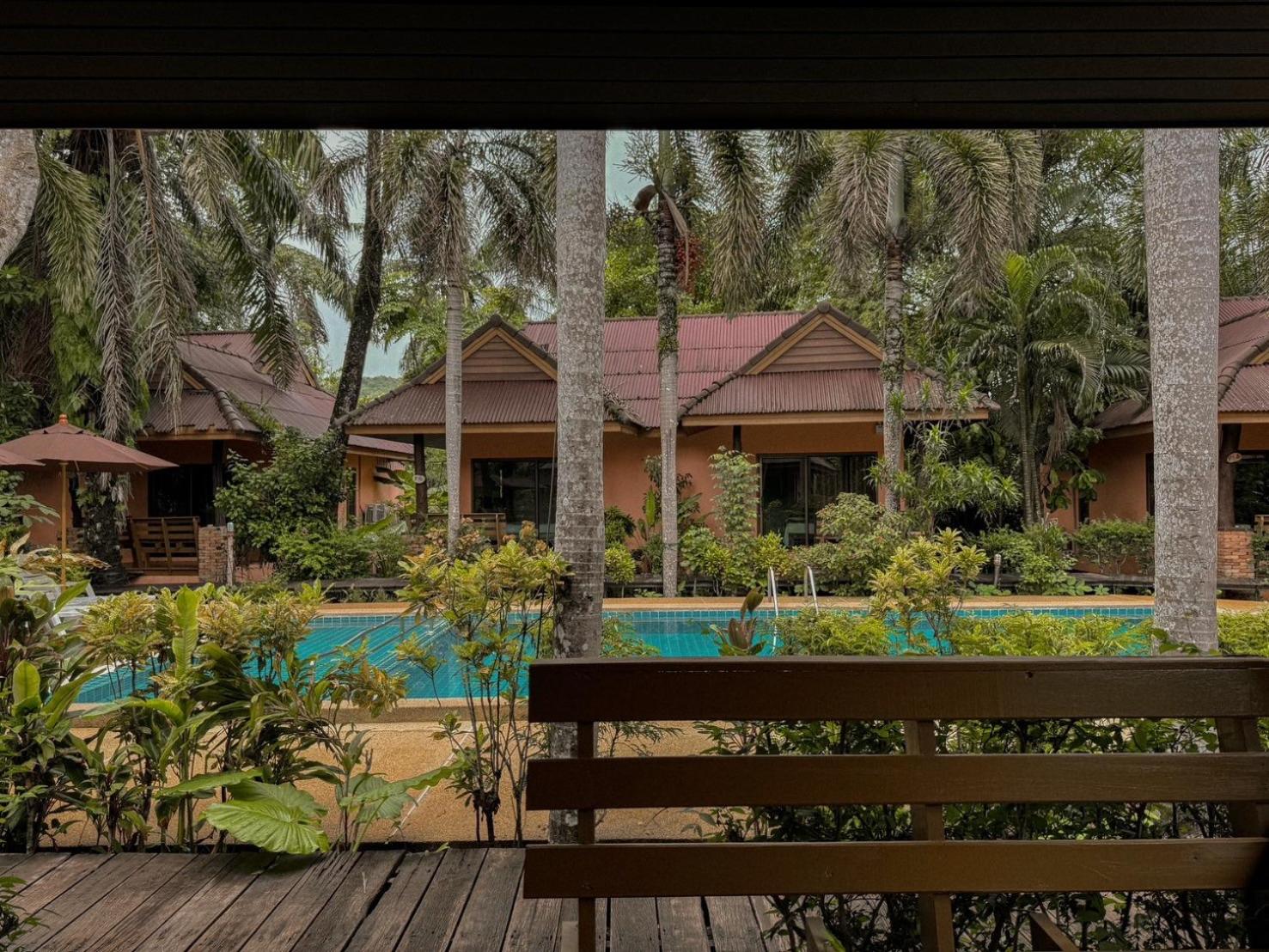 Pool Side Double or Twin Room