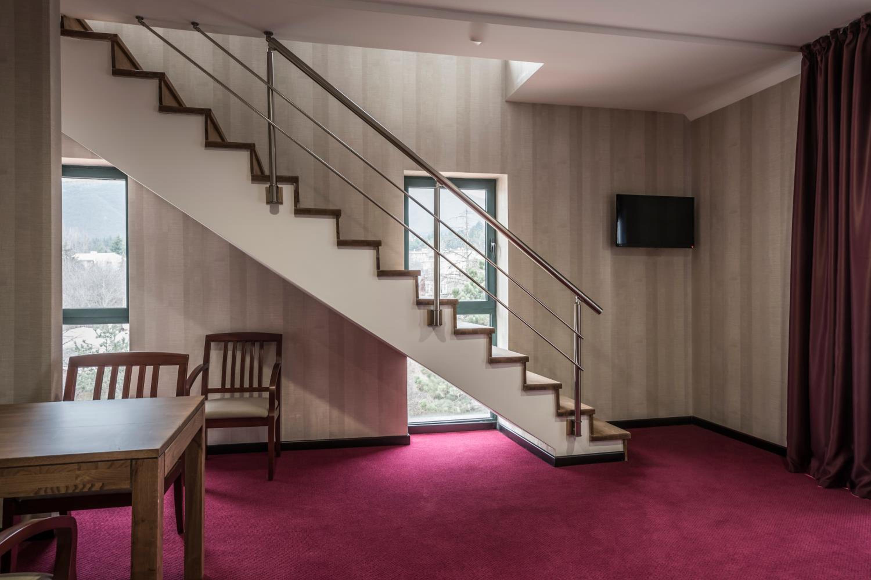 One-Bedroom Apartment - Penthouse 