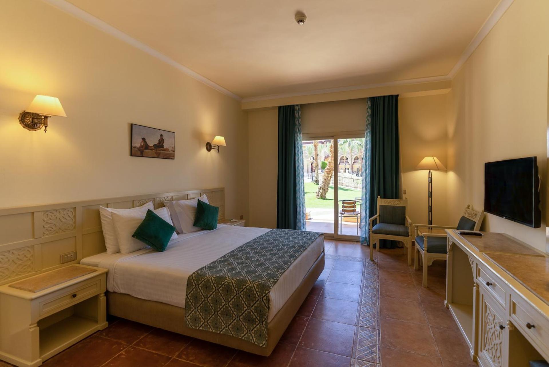 Family Suite with Garden View