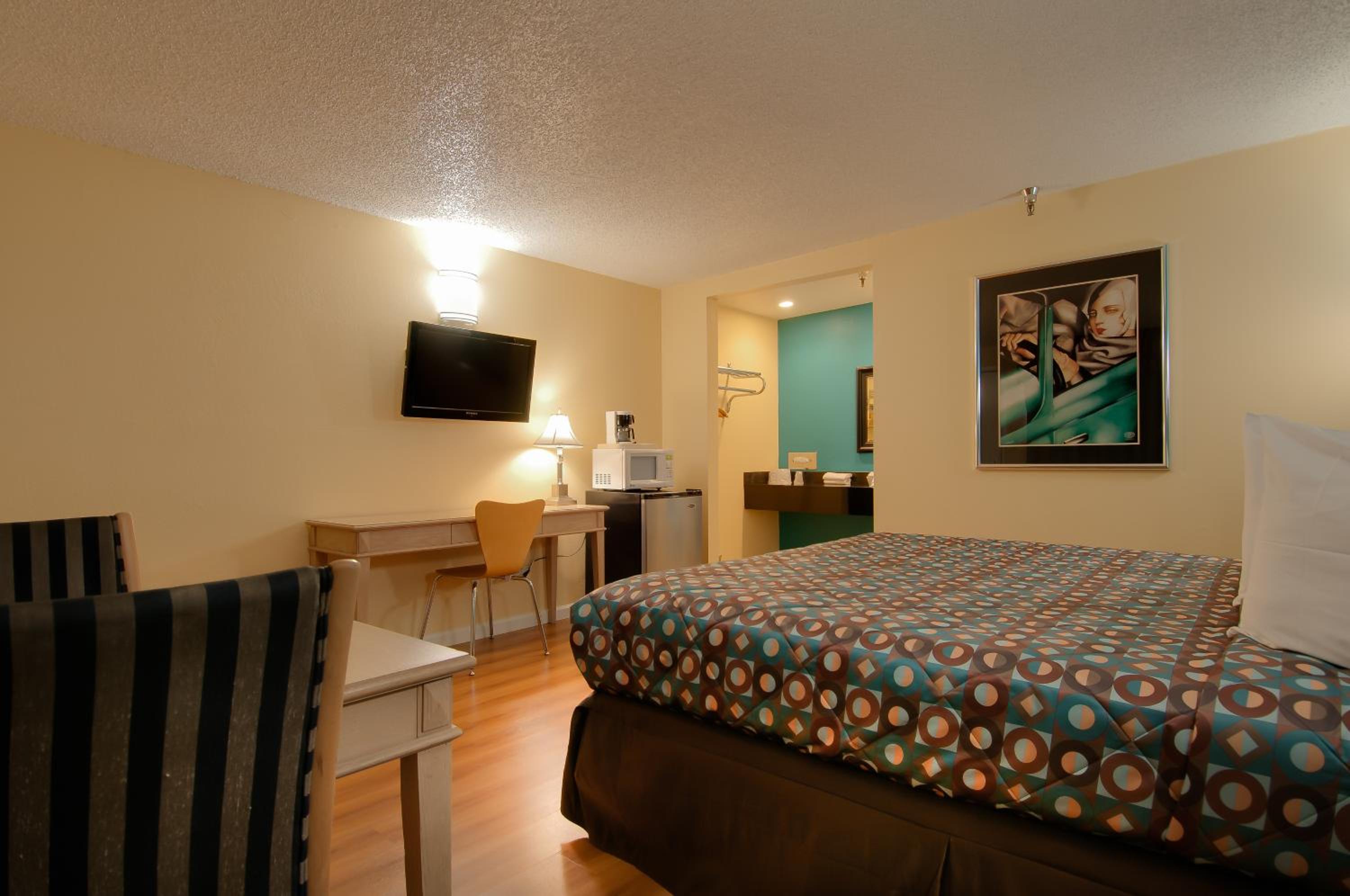 Standard King Non-Smoking