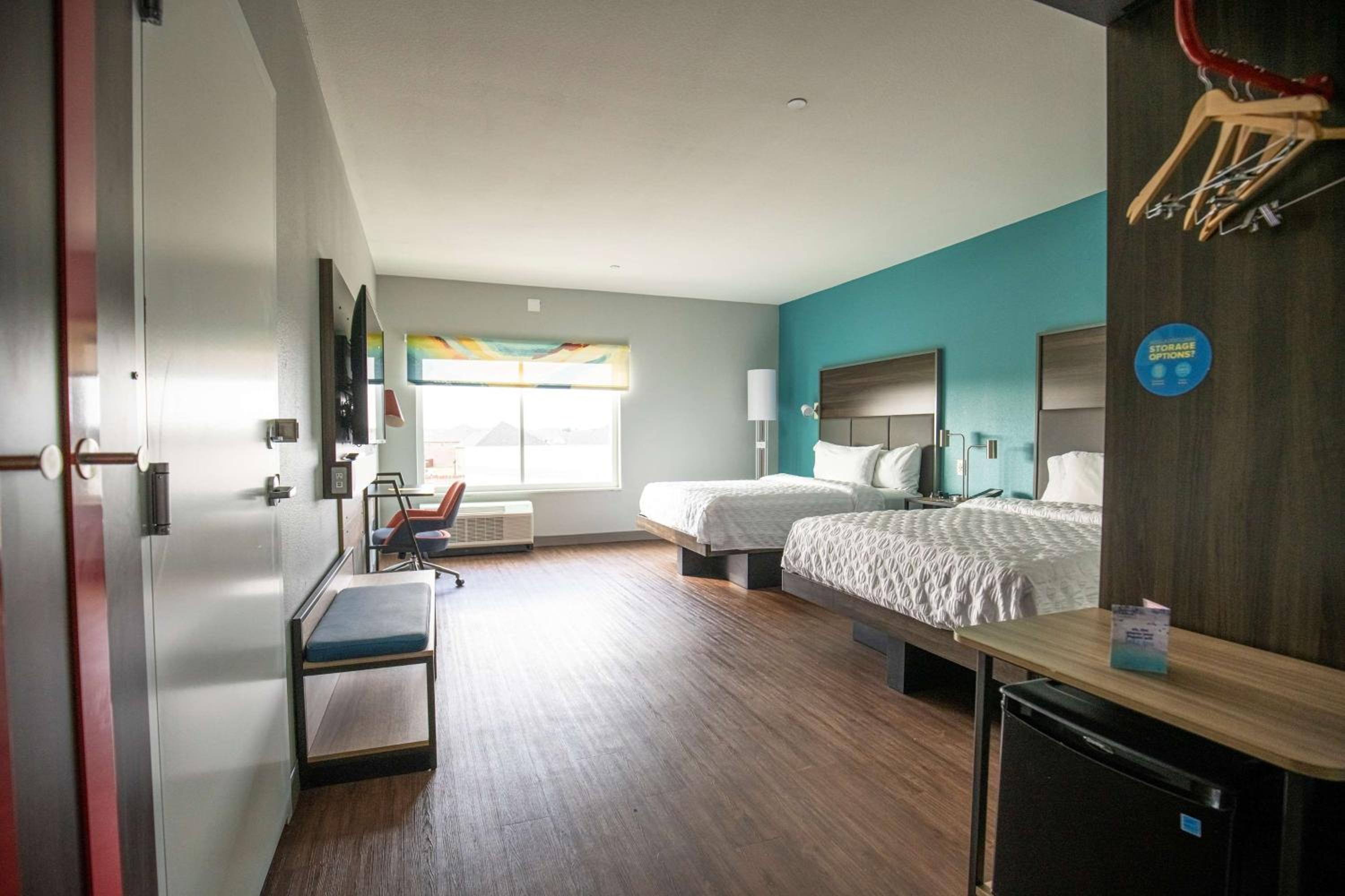 Queen Room with Two Queen Beds - Mobility Access