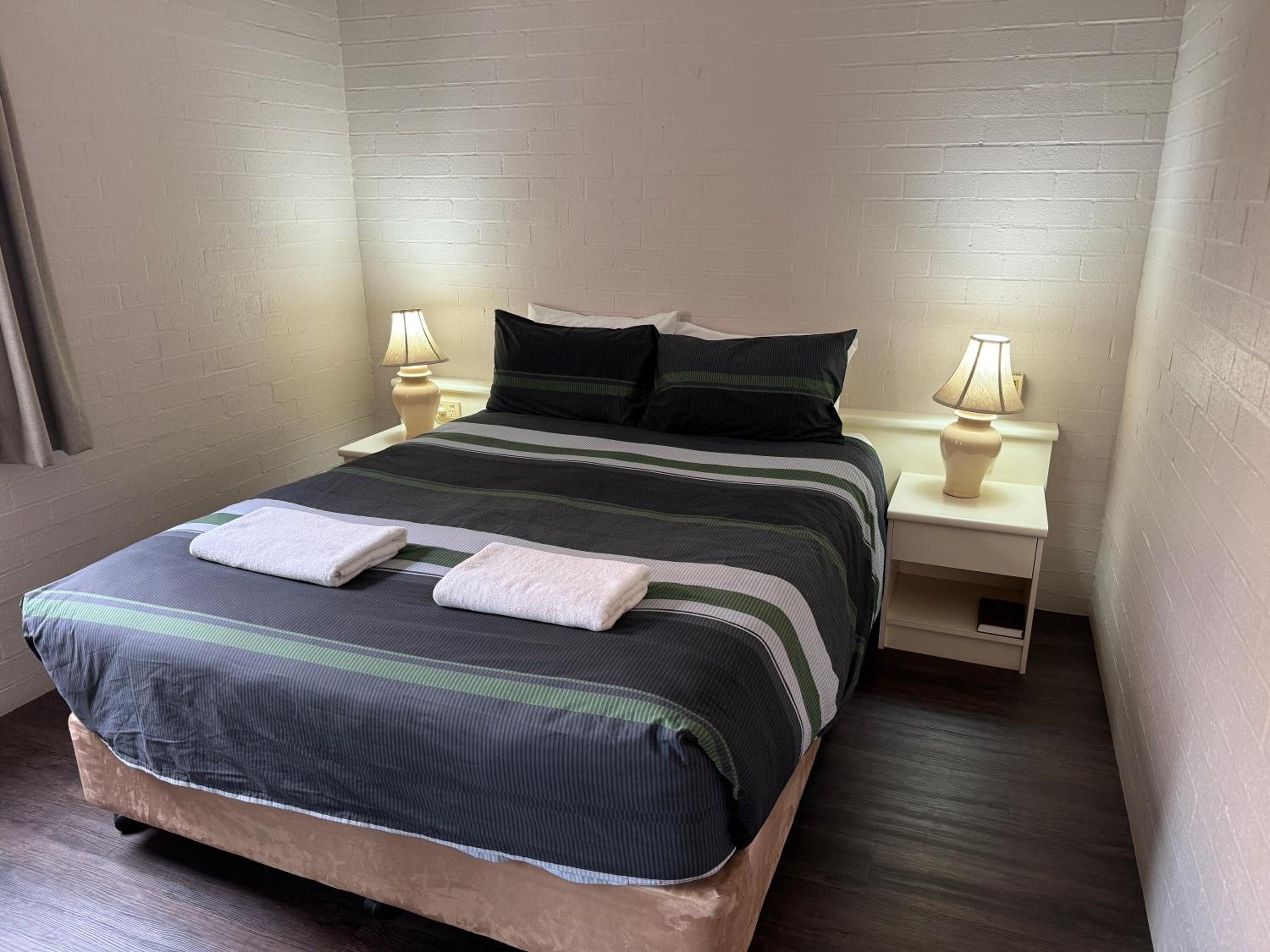 One Bedroom Suite - Upstairs