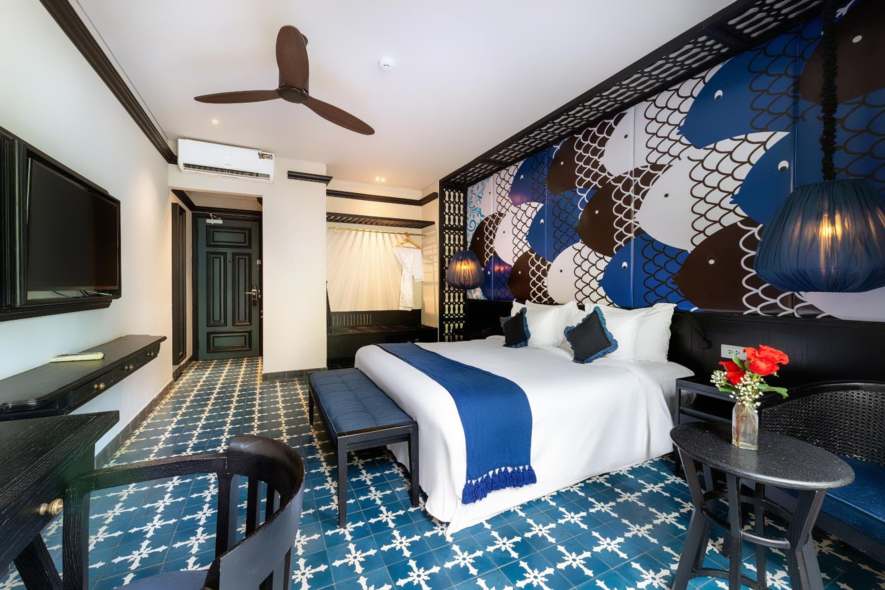 Deluxe Double or Twin Room with Sea View