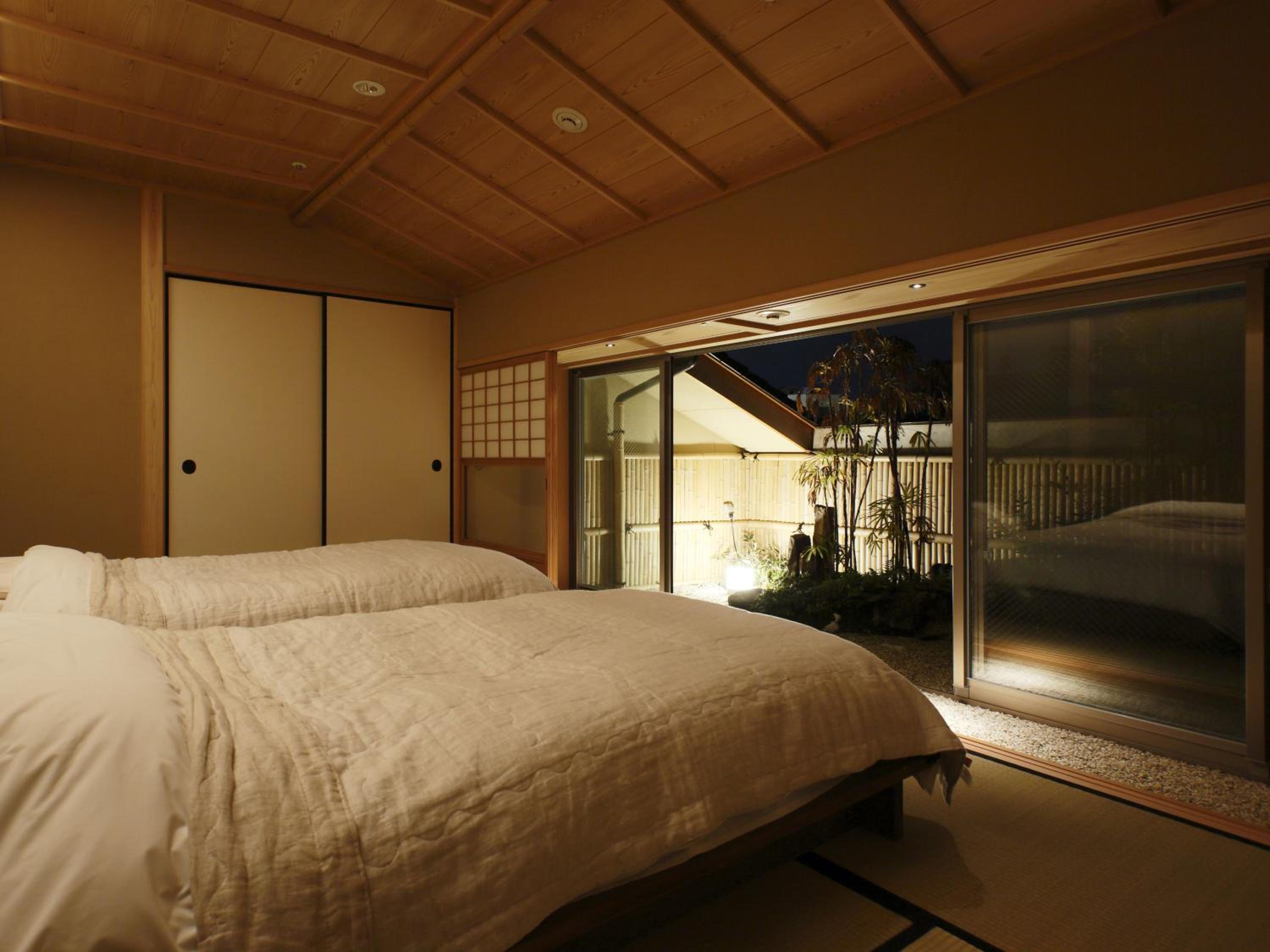 Japanese-Style Deluxe Room with Tatami Area - Non-Smoking