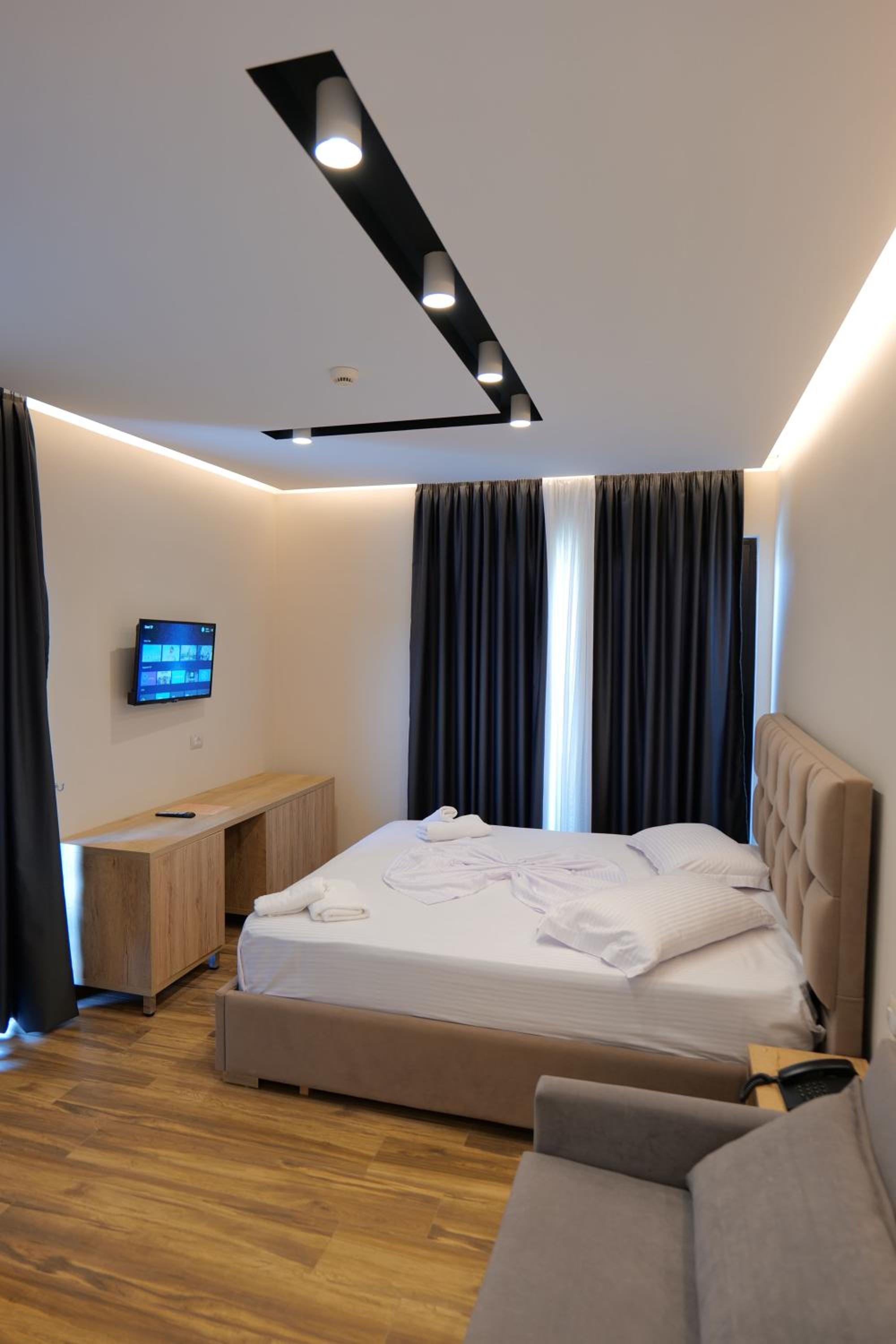 Deluxe Suite with Sea View