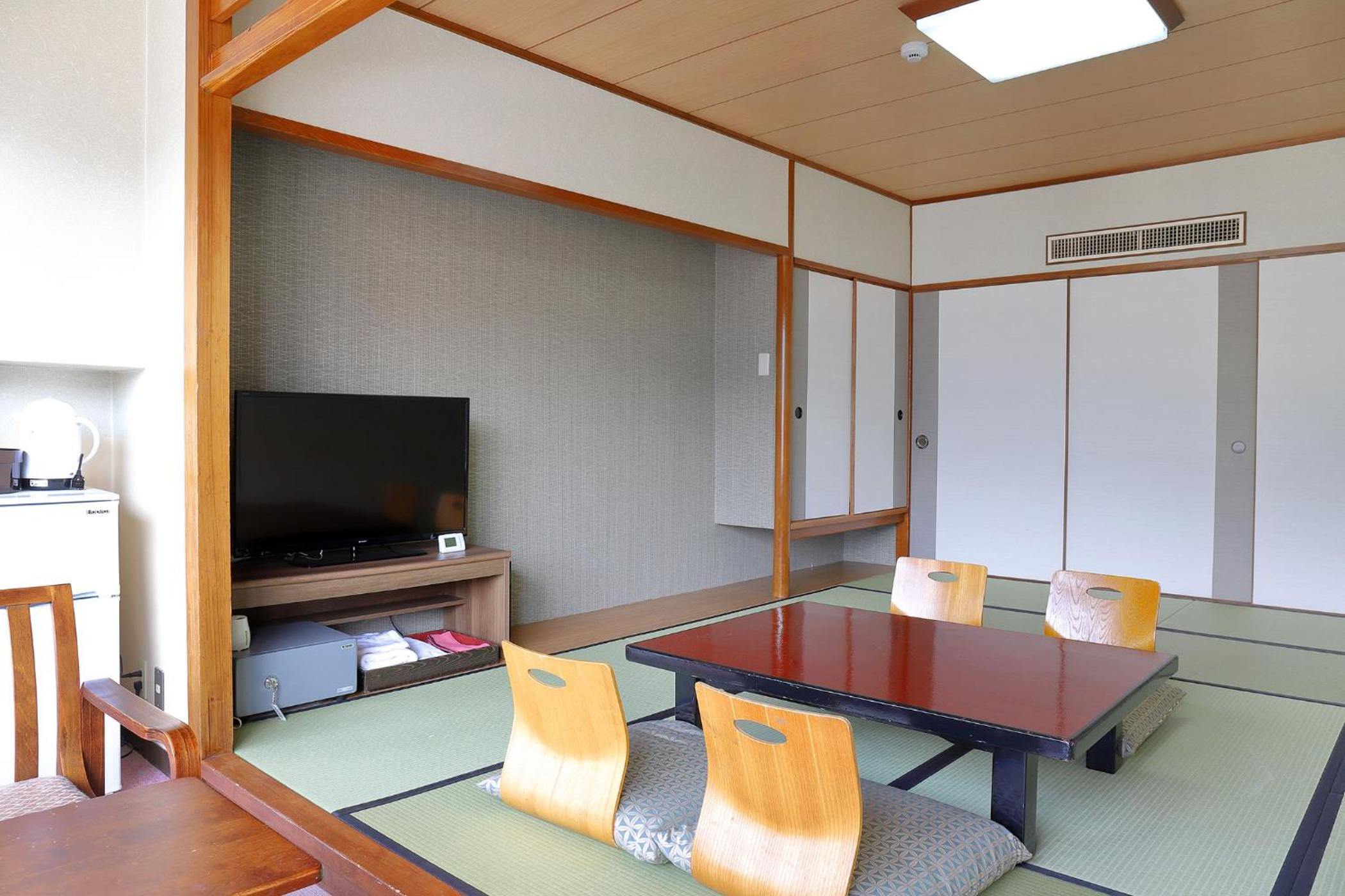 Japanese-Style Room With City View - Non-Smoking