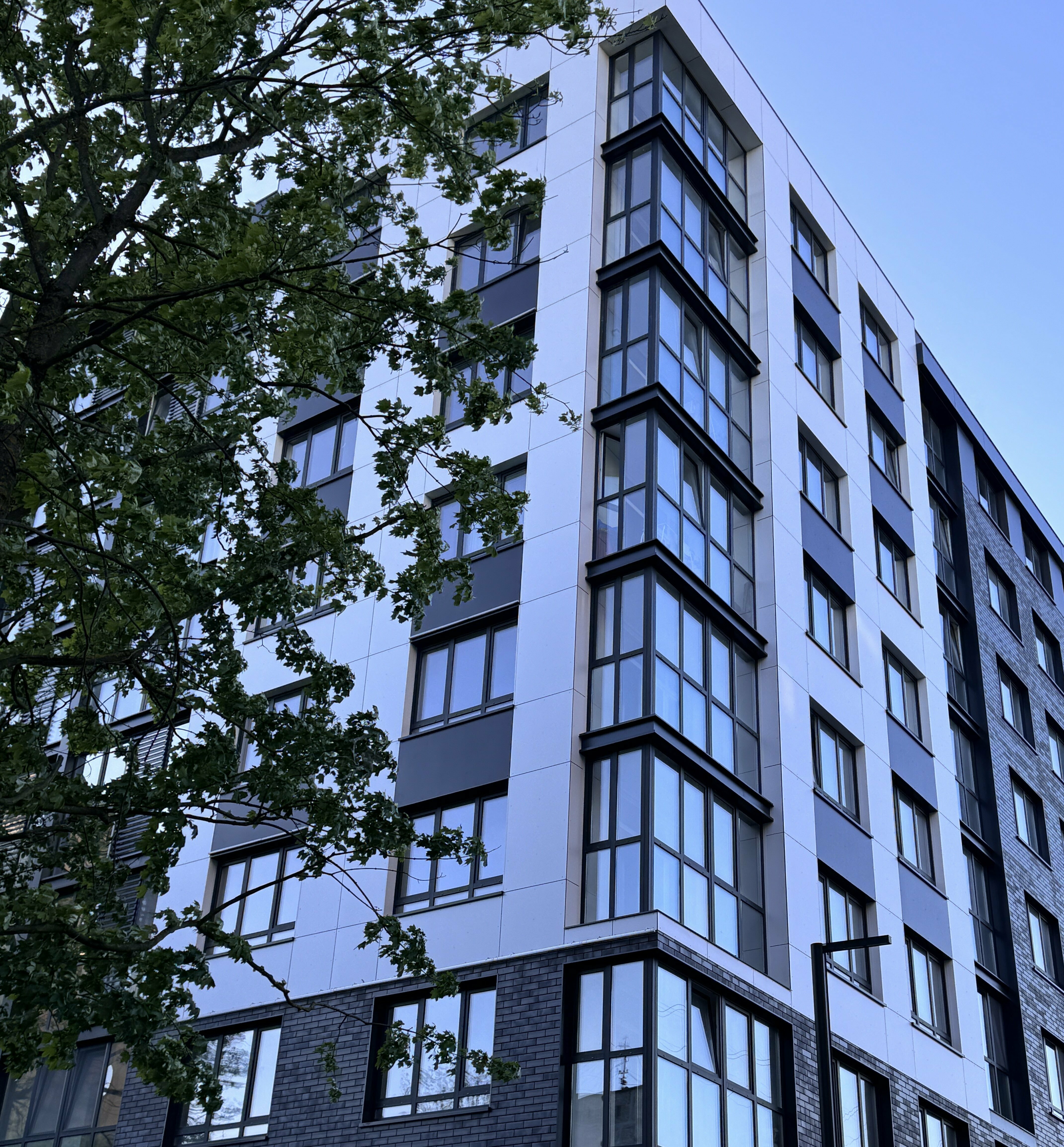 Студия "Венера" с ванной и лоджией