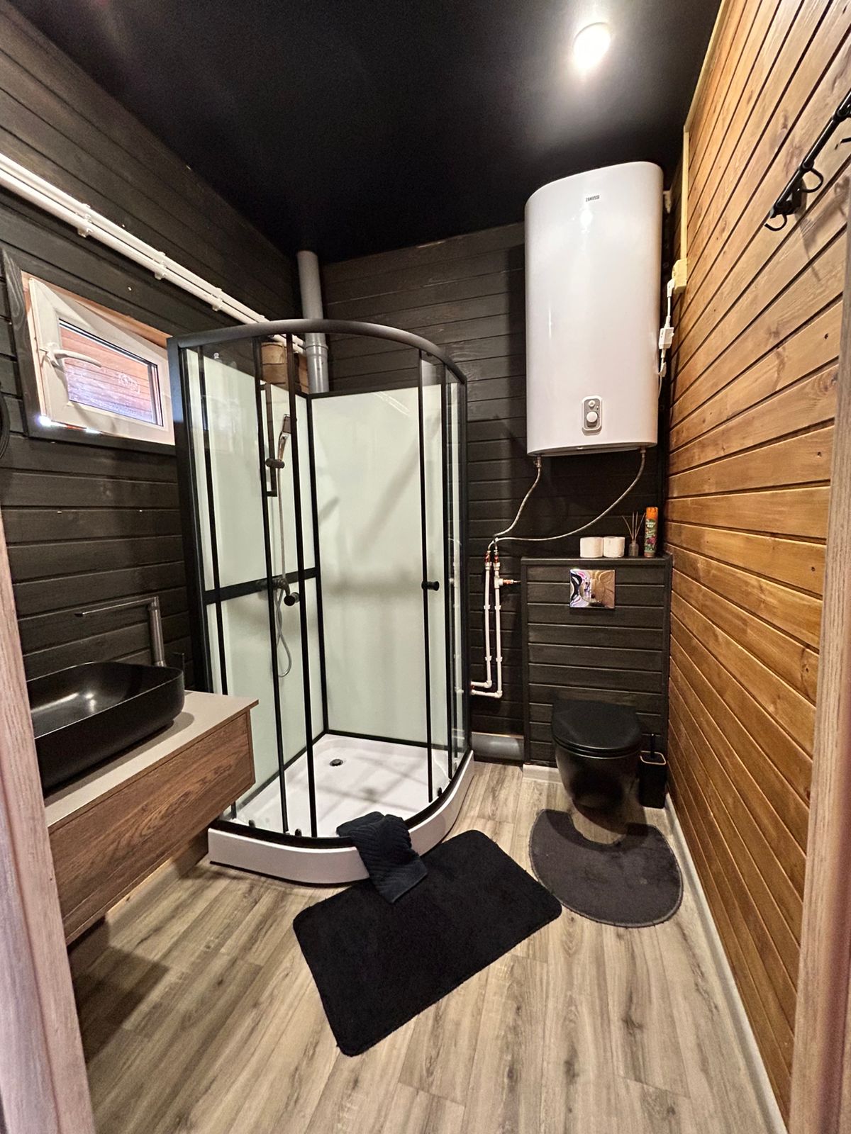 Люкс с кроватью размера «king-size» и видом на море