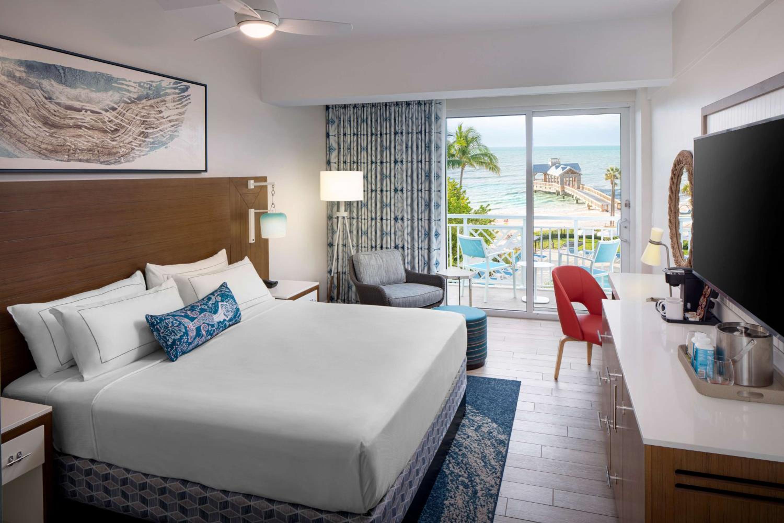 Premium King Room with Ocean View