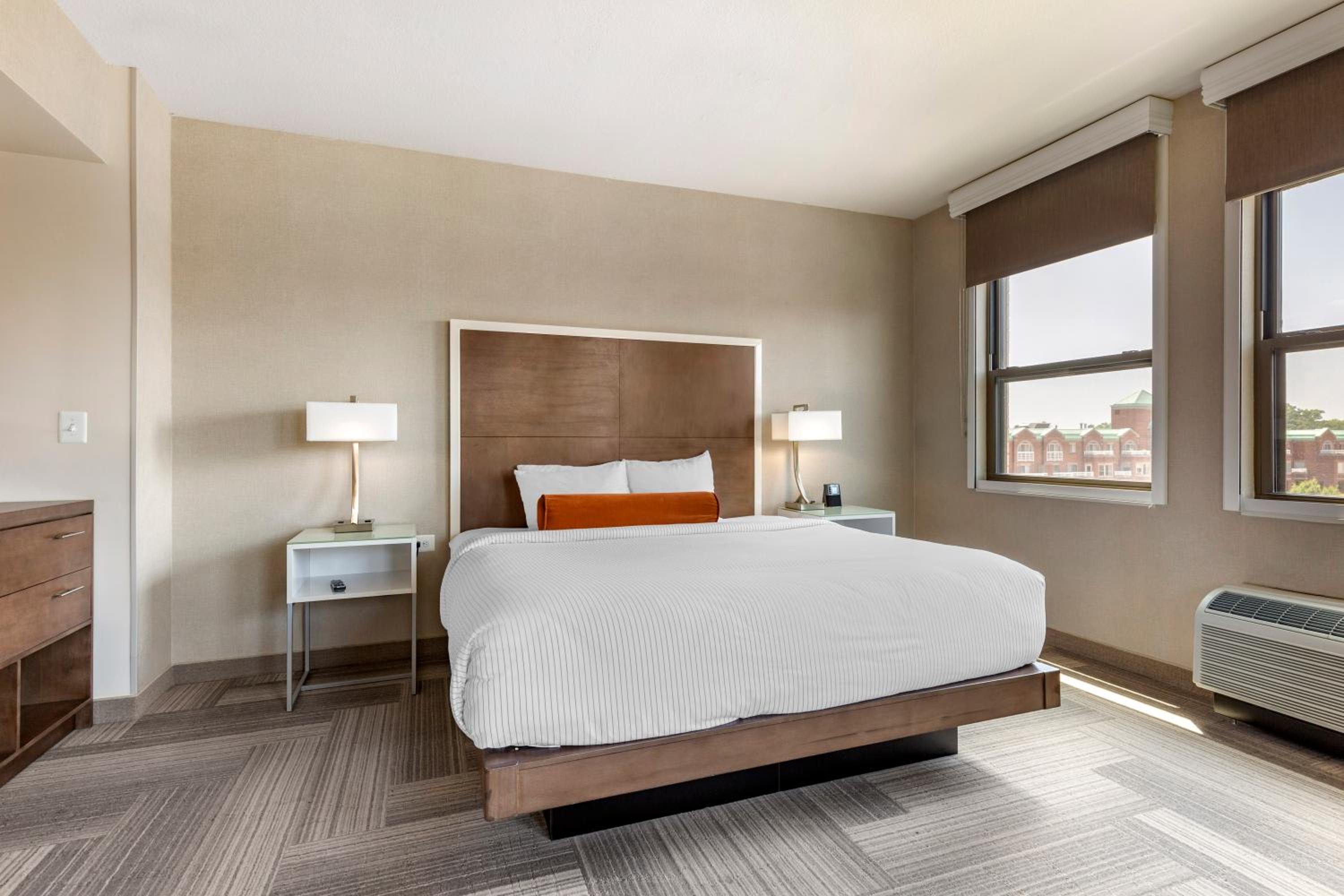 King Room - Accessible/Non Smoking