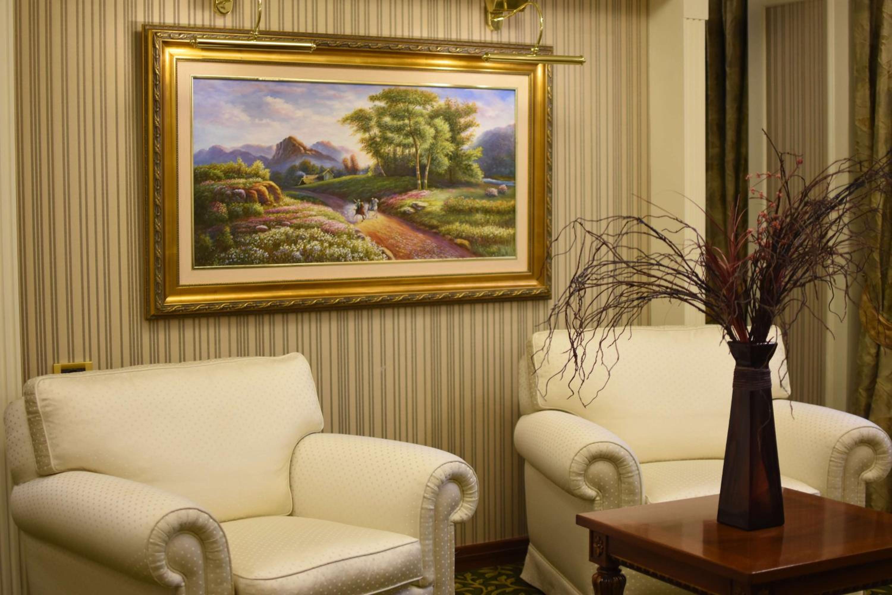 Presidential Suite with Whirlpool