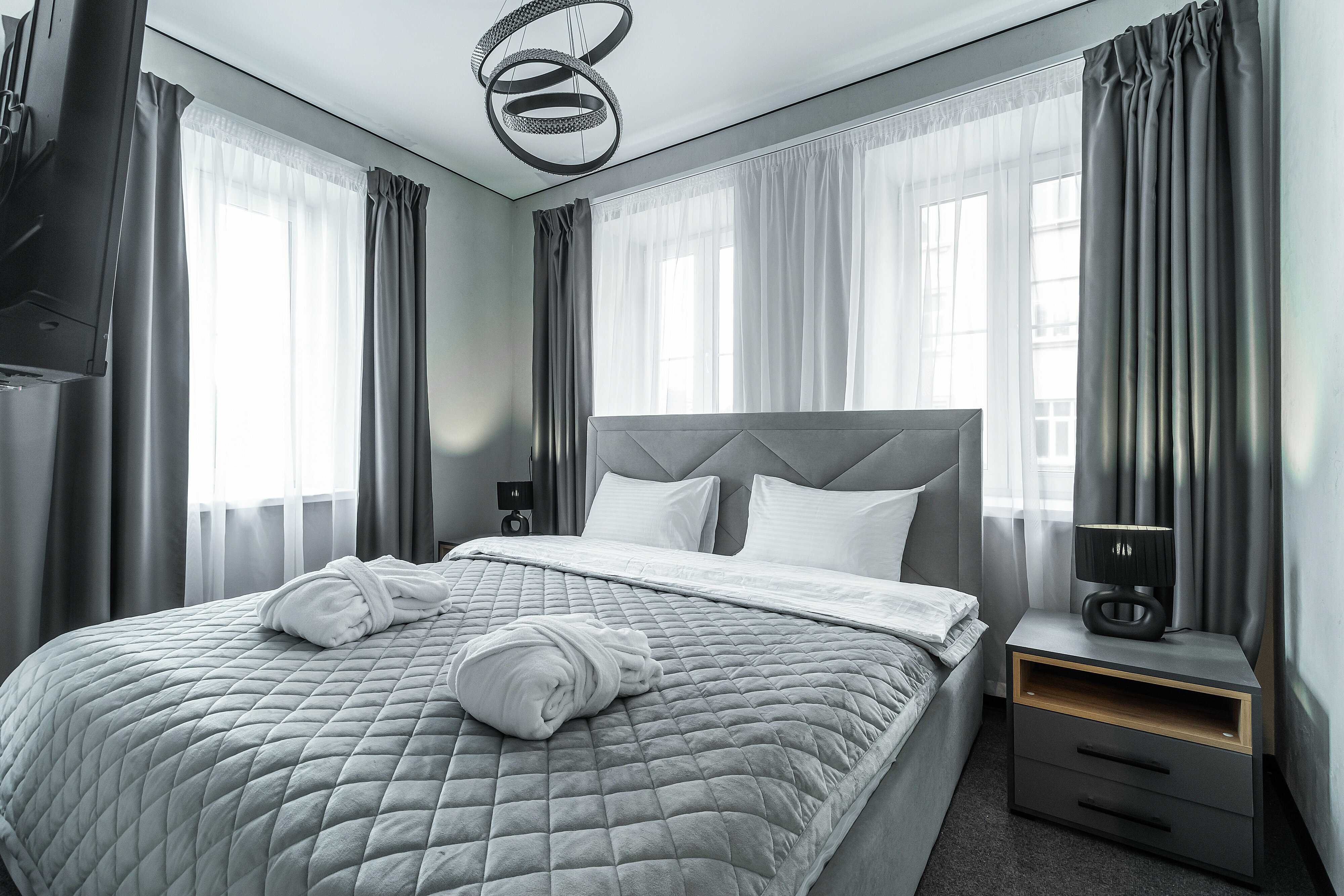 Джуниор Сюит № 6