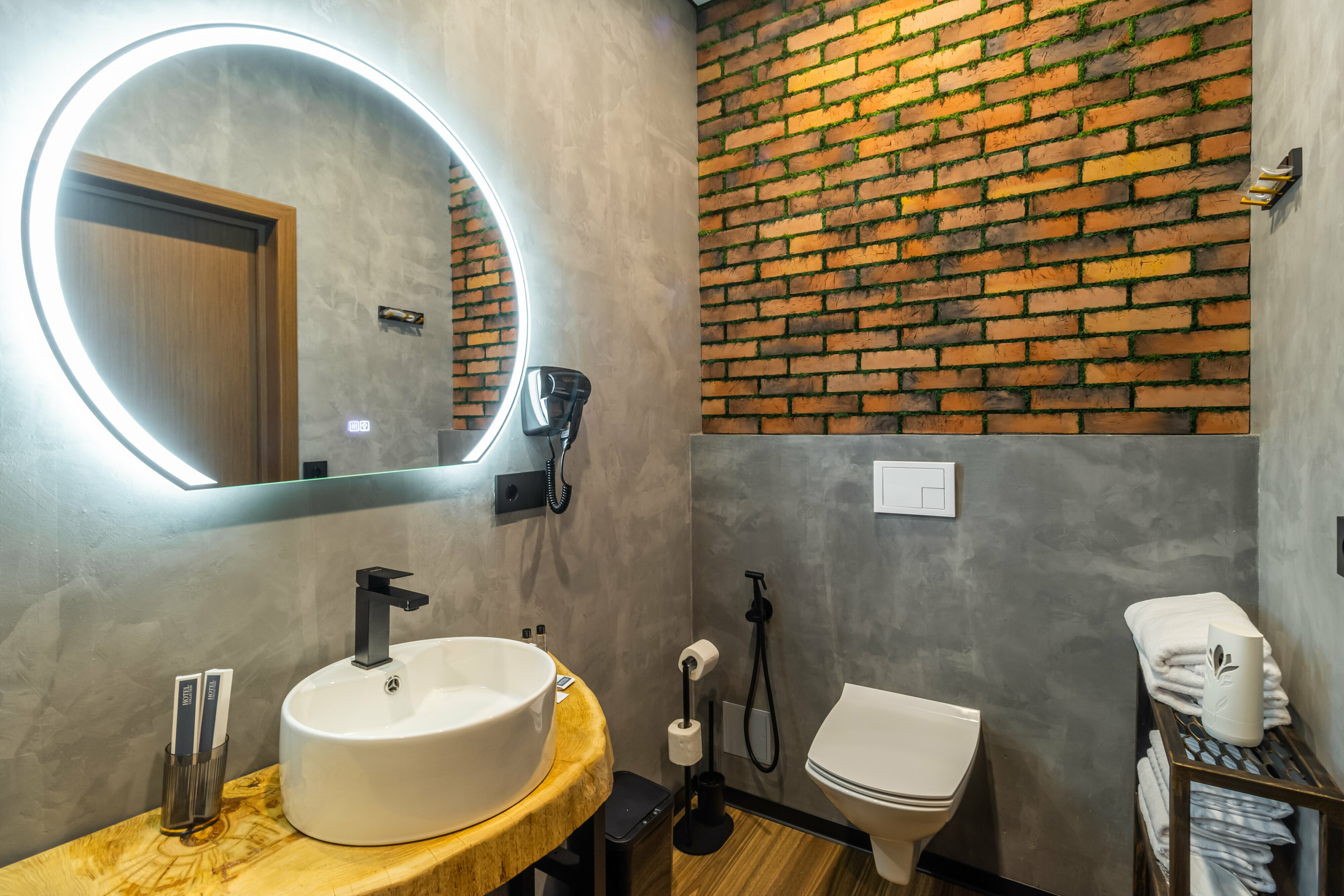 Джуниор Сюит № 10