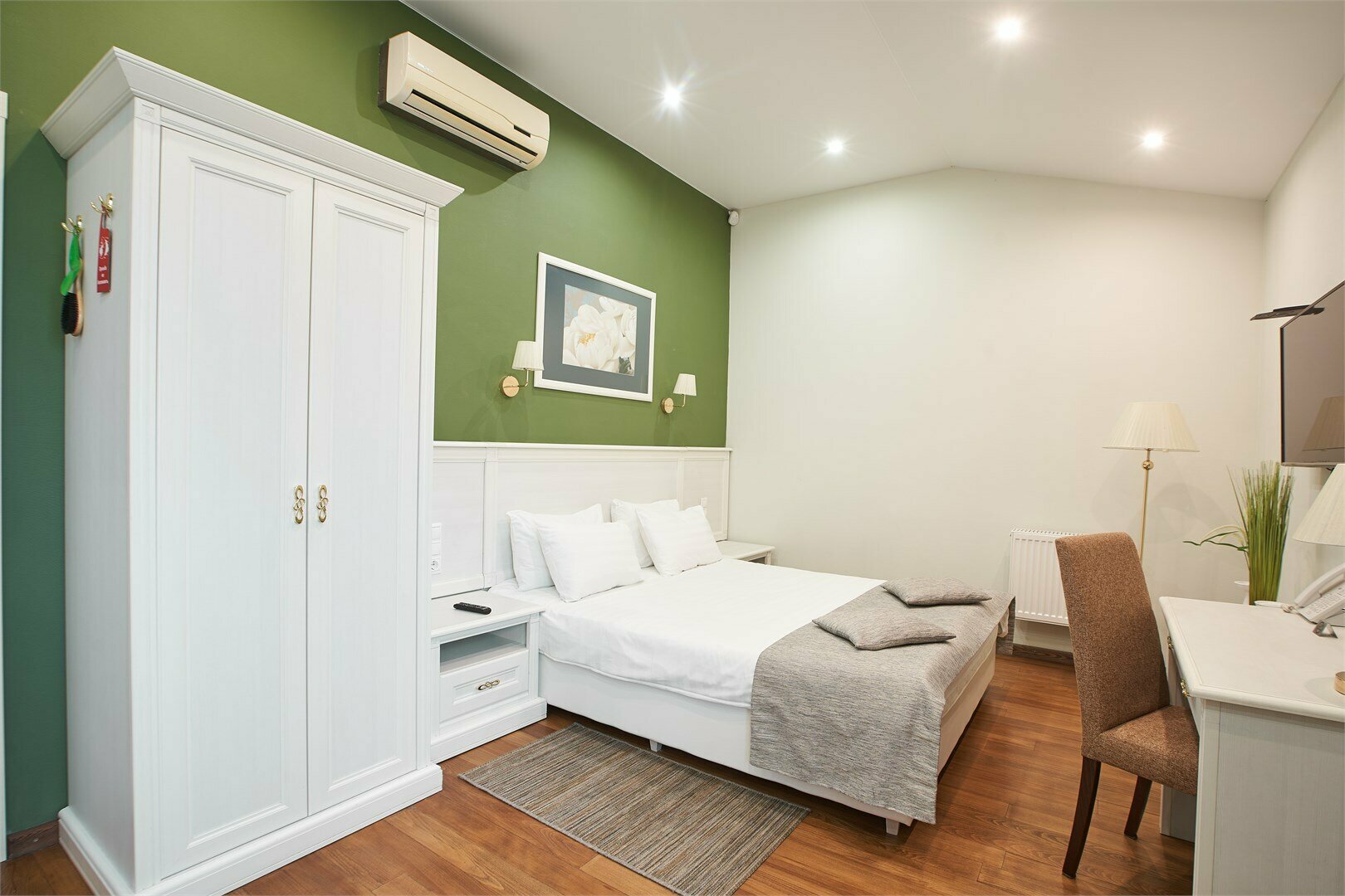 Улучшенный двухместный номер с 1 кроватью