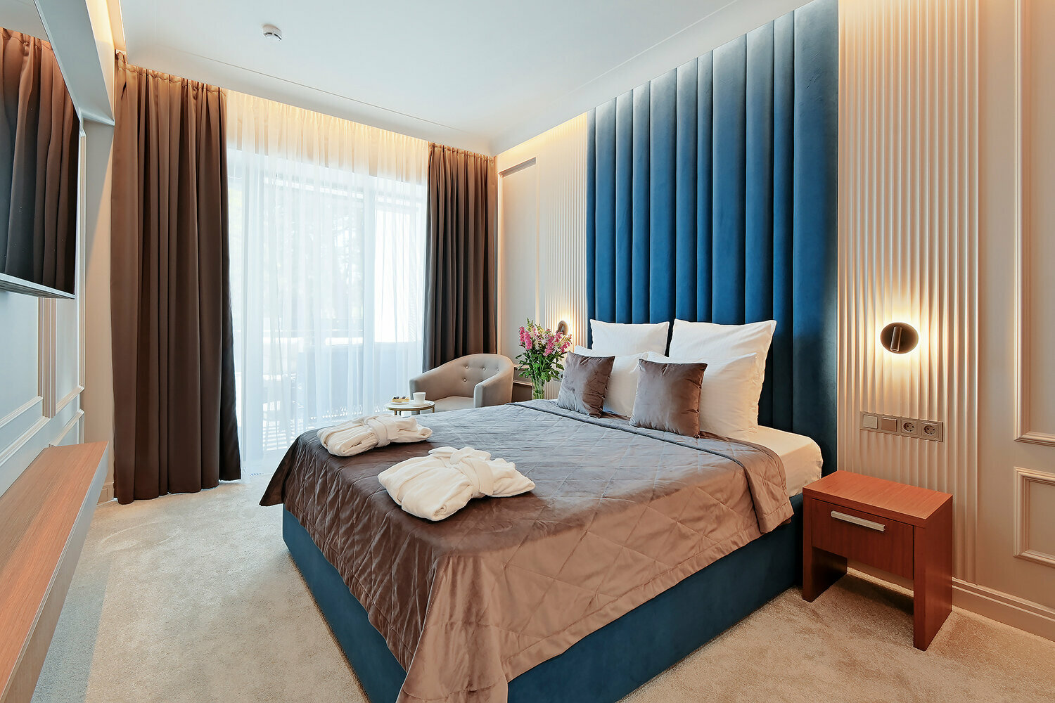 Апартаменты супериор с террасой и видом на зону барбекю 1-9