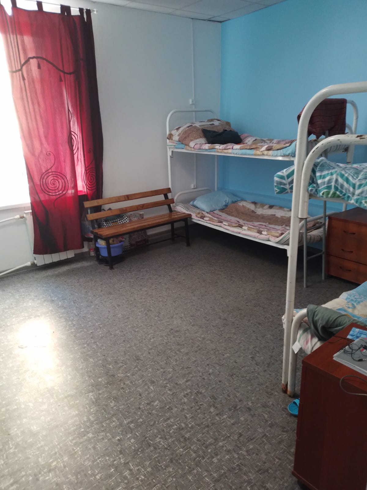 Кровать в общем 8-местном номере