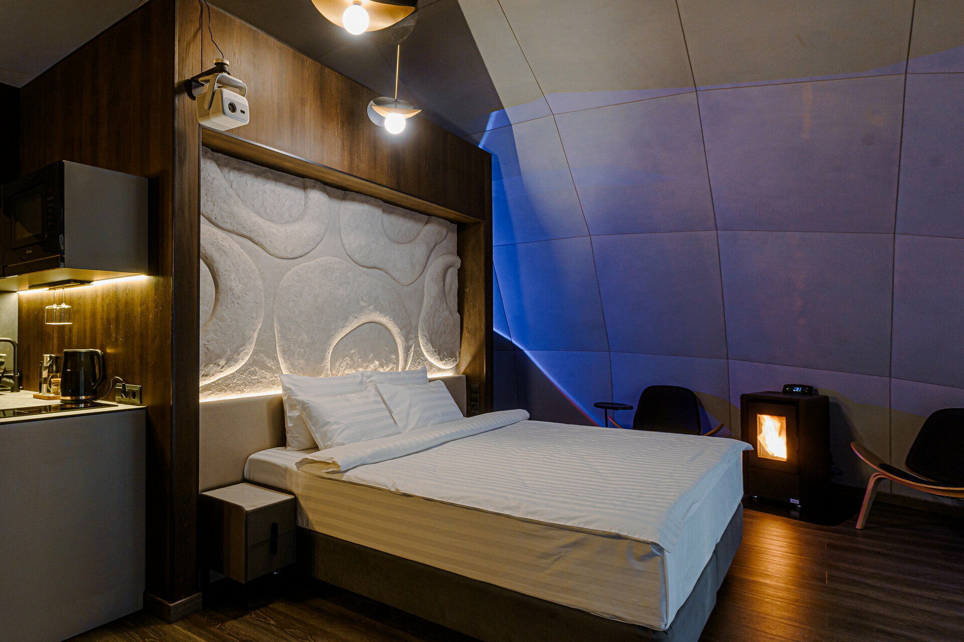 Купольный дом с видом на лес