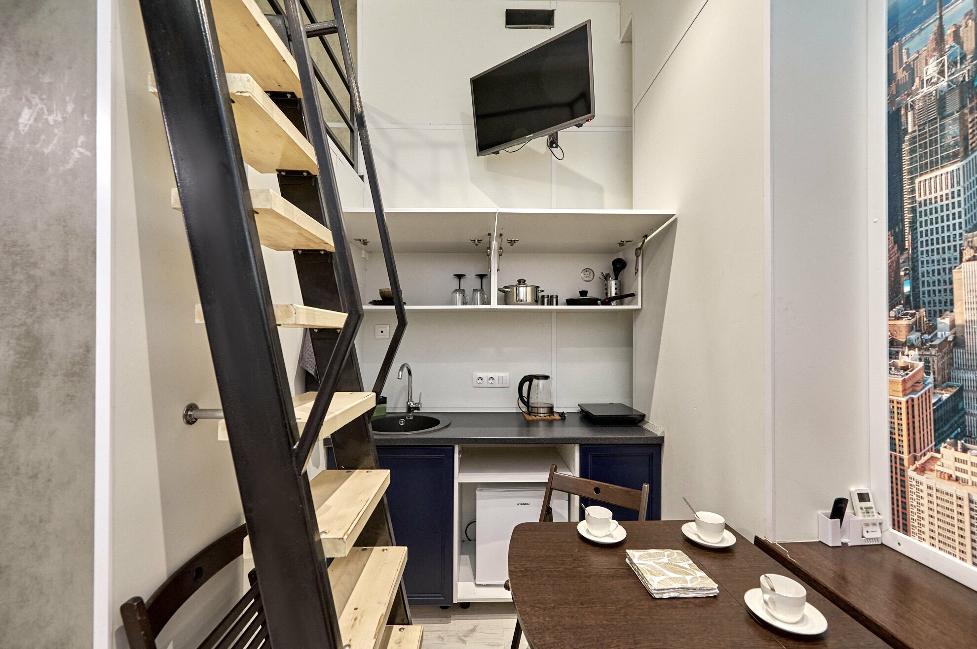 Двухуровневый номер-студия