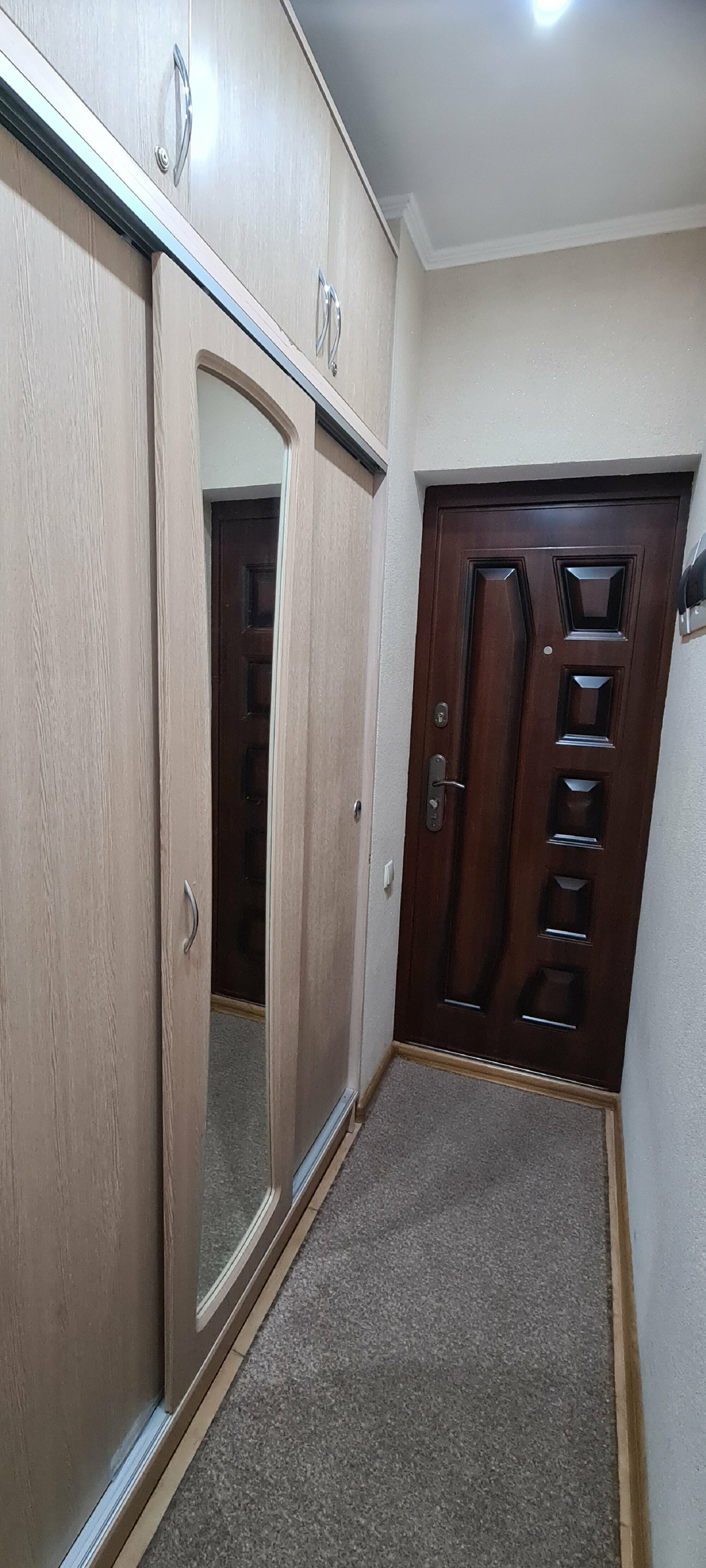 "Семейная гавань"  комфорт с мини-кухней и с двумя зонами отдыха (спальня + гостиная) с видом на город