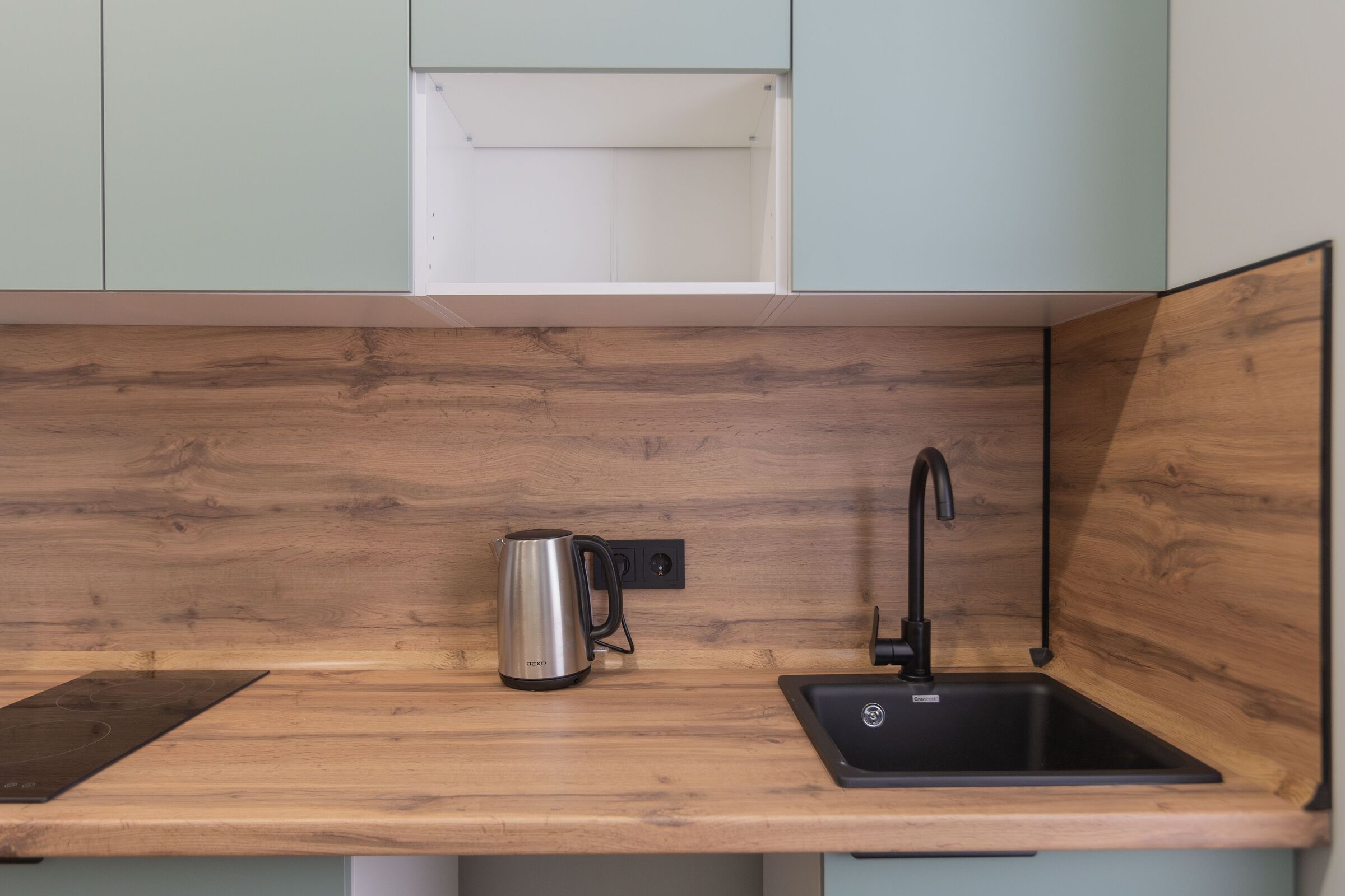 Трехместный номер с собственной ванной комнатой