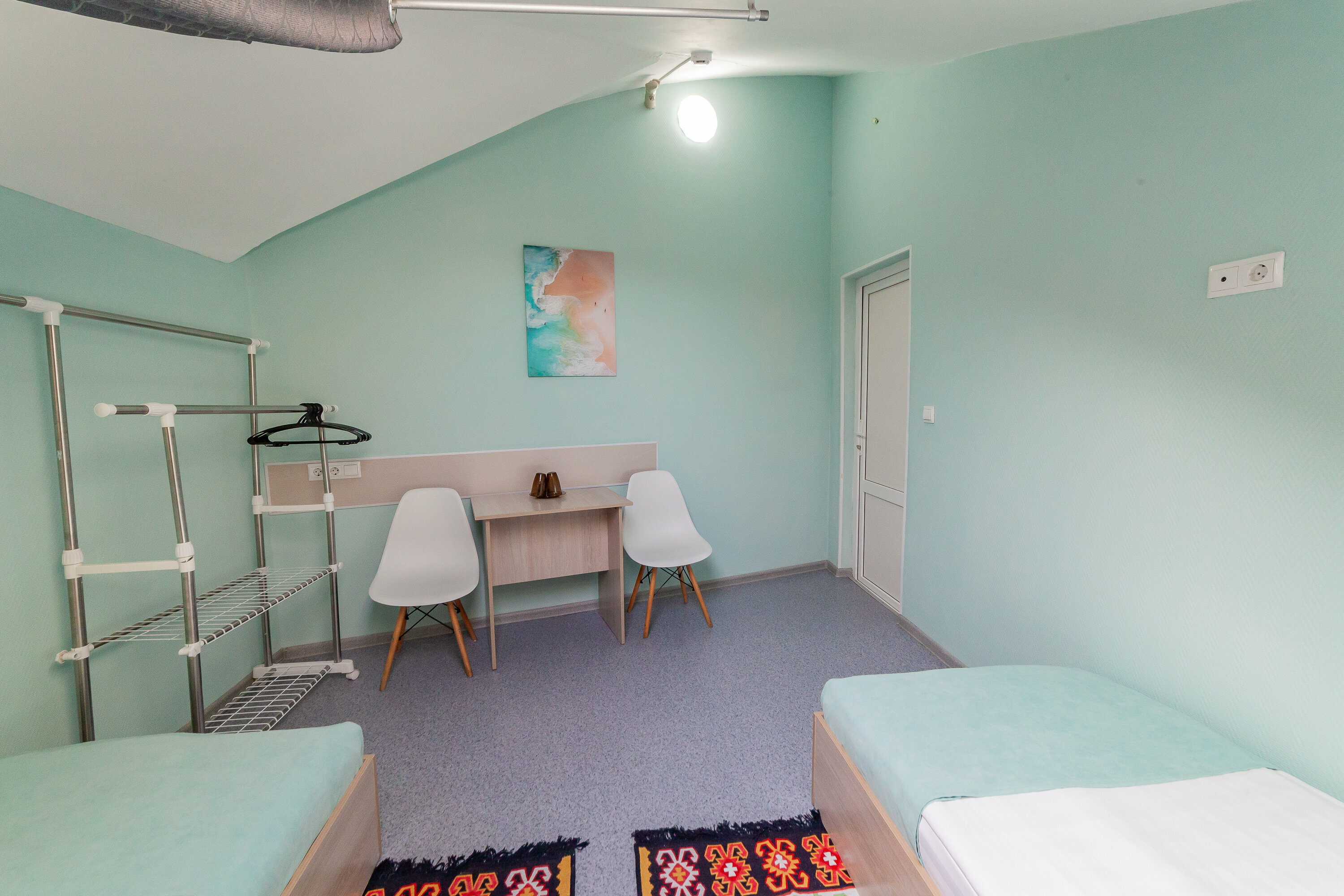 Двухкомнатный четырехместный номер с кондиционером