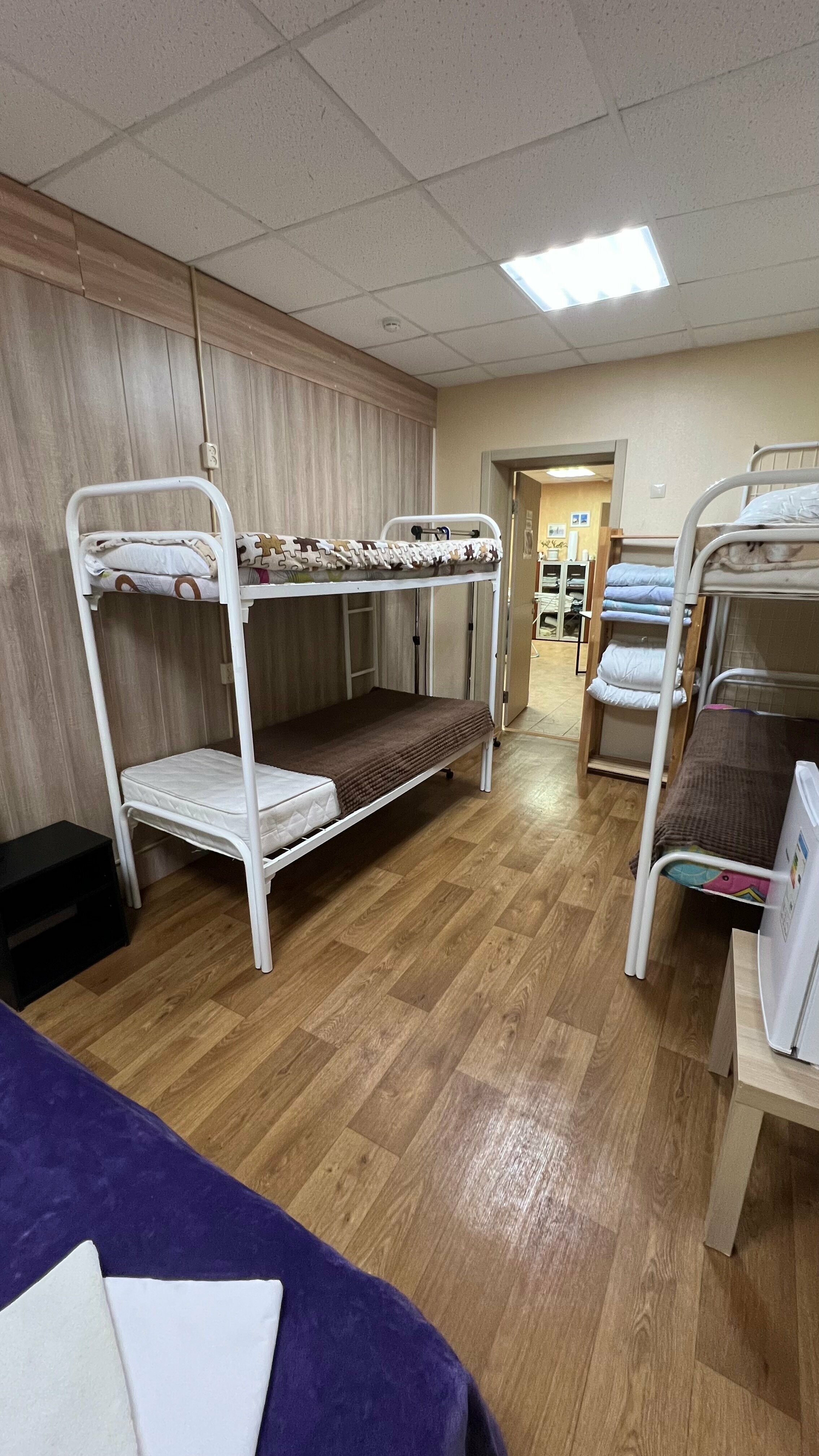 Семейный номер с общей ванной комнатой